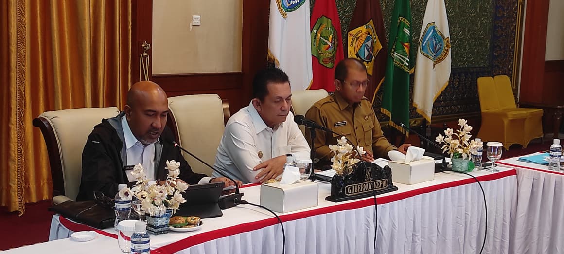 Gubernur Kepri Pimpin Rapat Evaluasi dan Konsolidasi Usulan Kampung Nelayan Merah Putih, Targetkan Perluasan Pembangunan hingga 365 Desa Pesisir