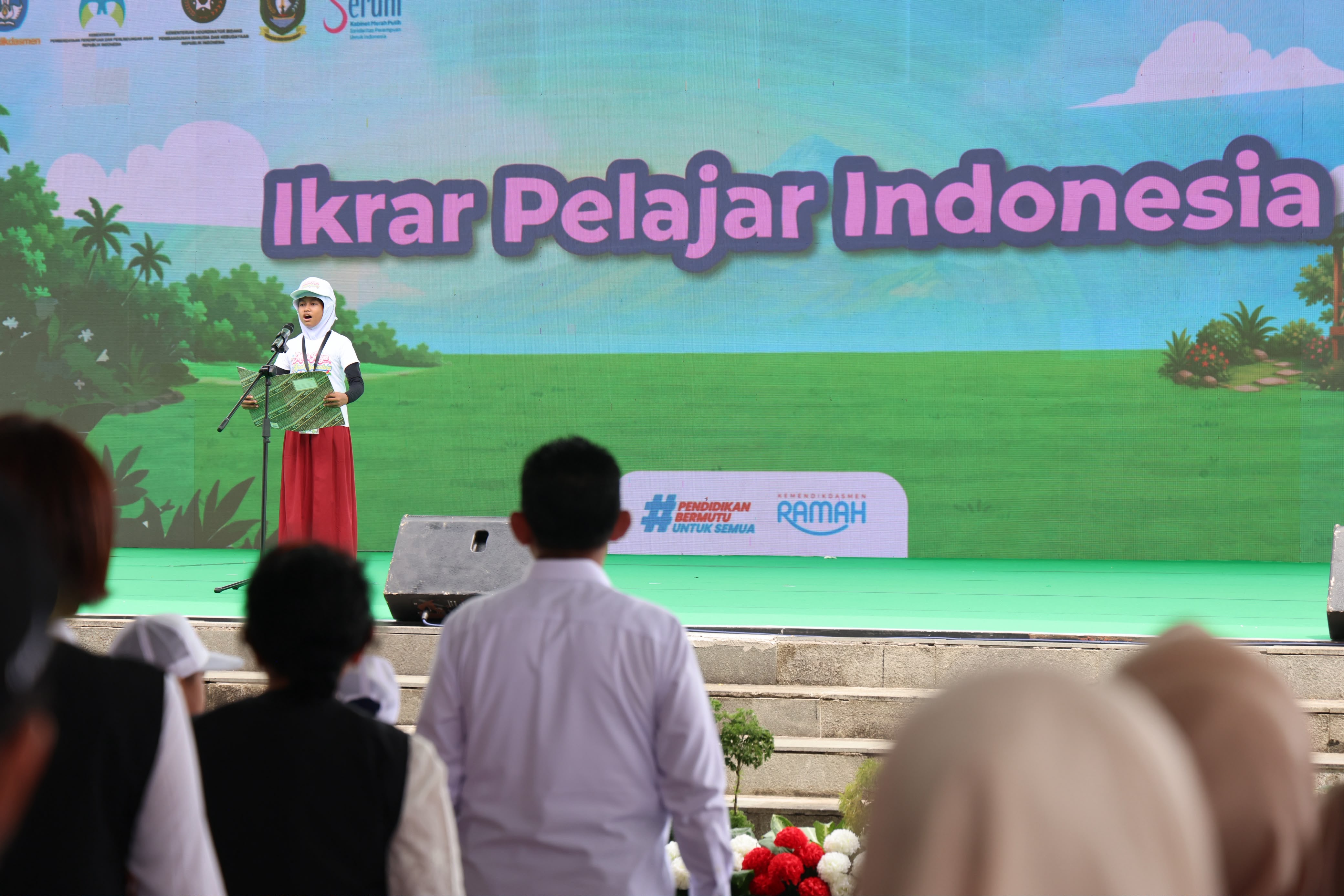 Selvi Gibran Bersama Seruni Kabinet Merah Putih Hadiri Puncak Hari Anak Nasional 2026 di Kepri