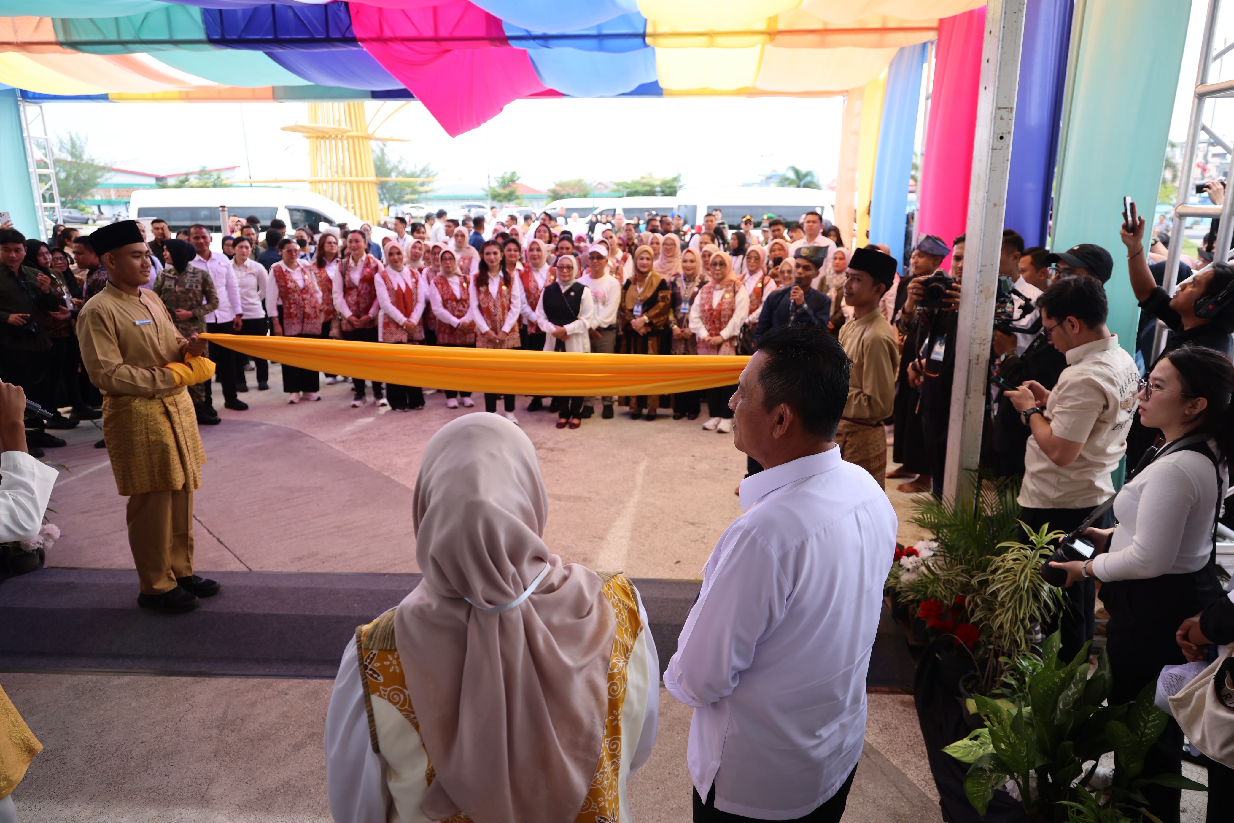 Selvi Gibran Bersama Seruni Kabinet Merah Putih Hadiri Puncak Hari Anak Nasional 2026 di Kepri