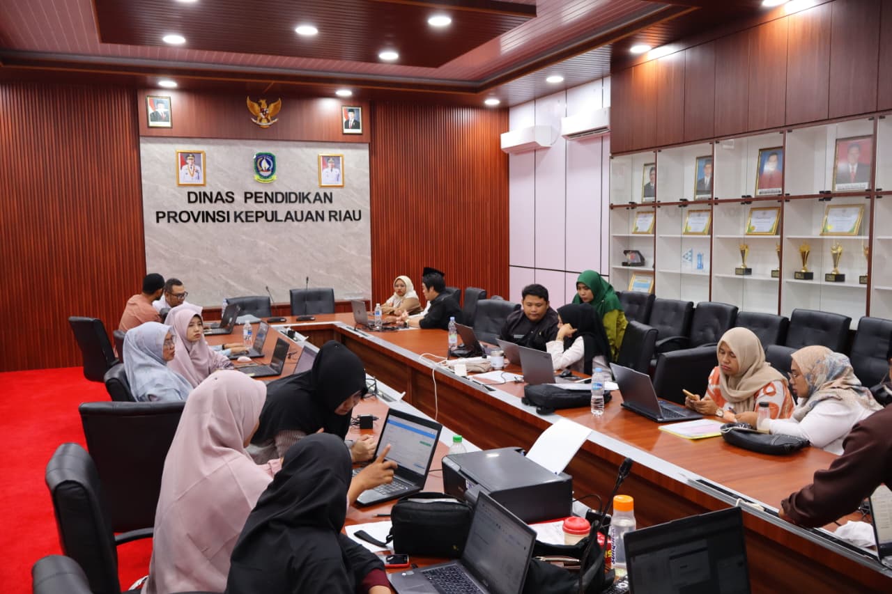 Disdik Kepri Gelar Rekonsiliasi Pendapatan Semester I BLUD