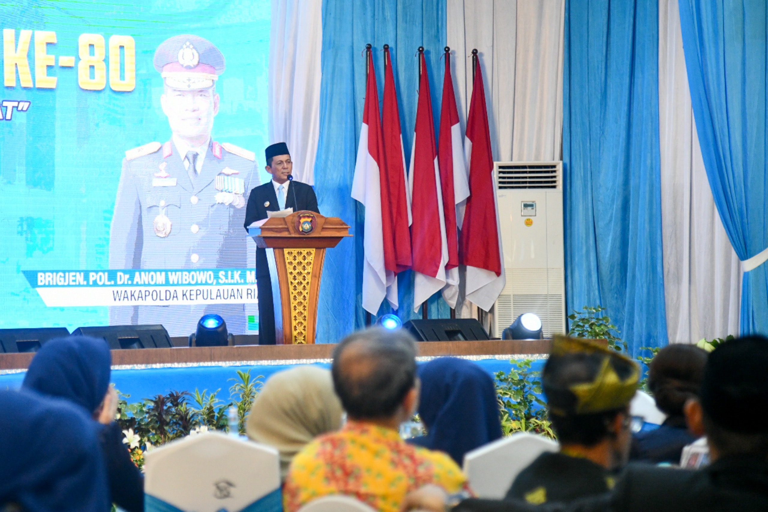 Gubernur Ansar Hadiri Rangkaian Syukuran Hari Bayangkara Ke-80 di Mapolda Kepri