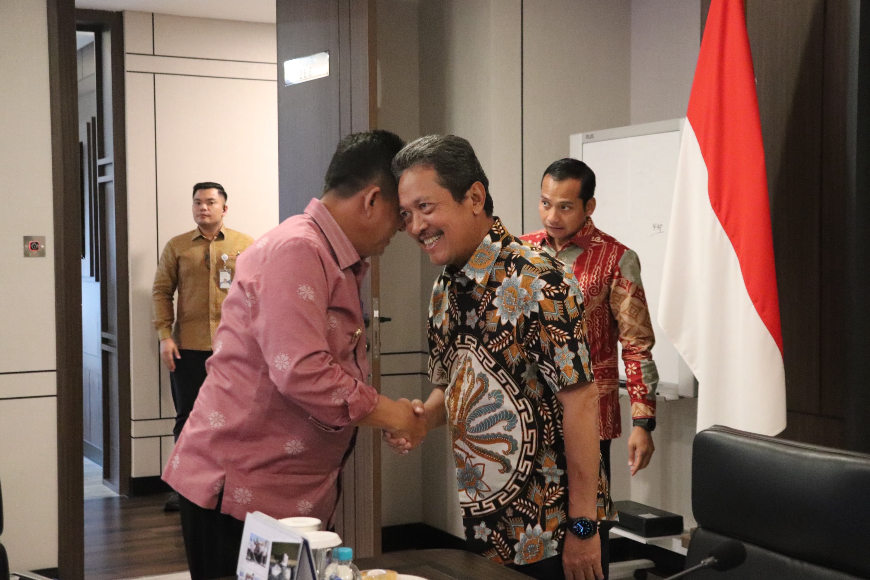 Gubernur Ansar Perjuangkan Penguatan Sektor Kelautan dan Perikanan Kepri, Temui Menteri KKP