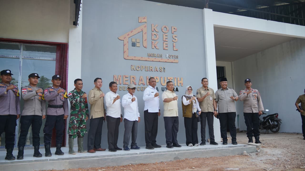 Wagub Nyanyang Tinjau Koperasi Desa Merah Putih di Natuna, Dorong Penguatan Ekonomi Desa