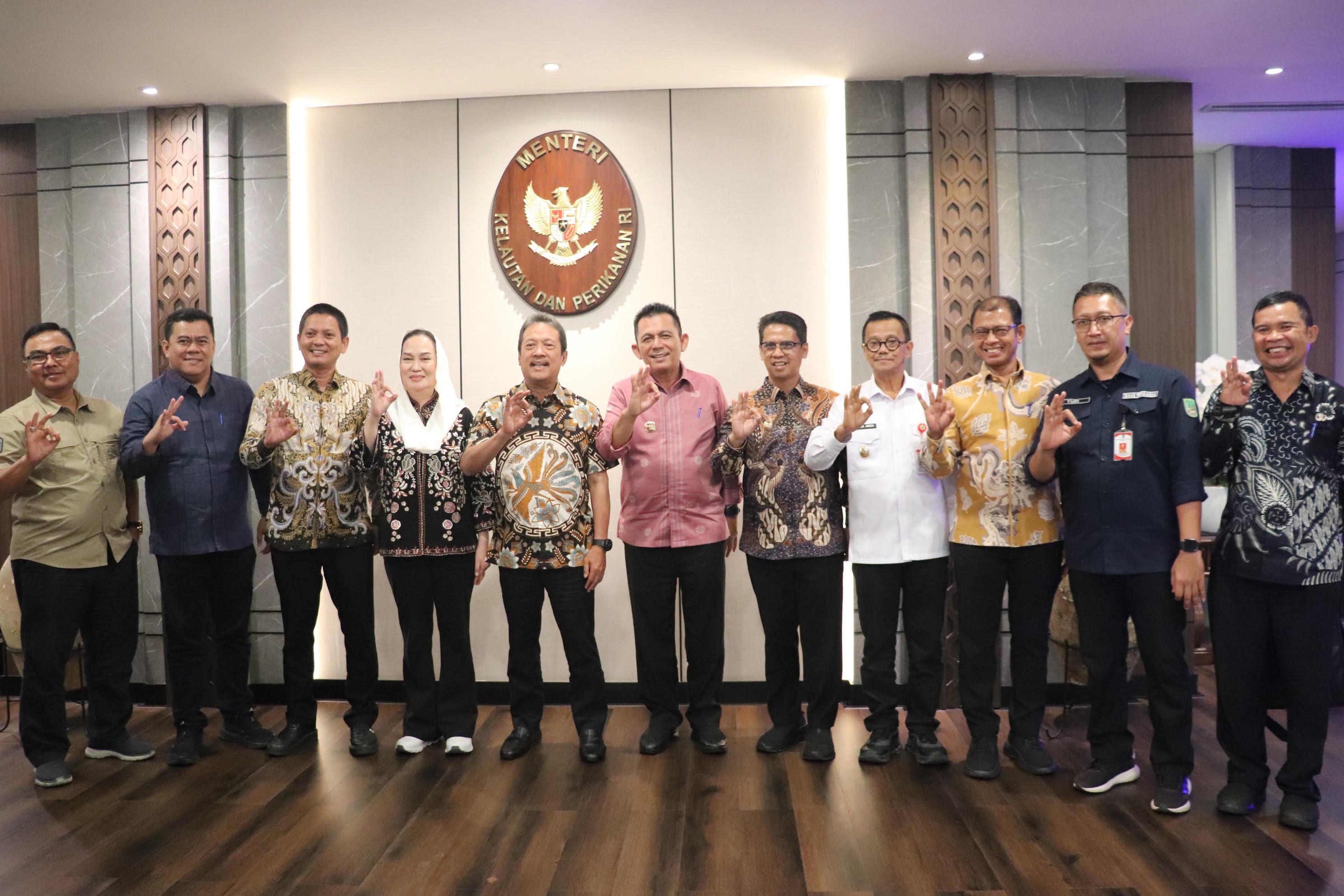 Gubernur Ansar Perjuangkan Penguatan Sektor Kelautan dan Perikanan Kepri, Temui Menteri KKP