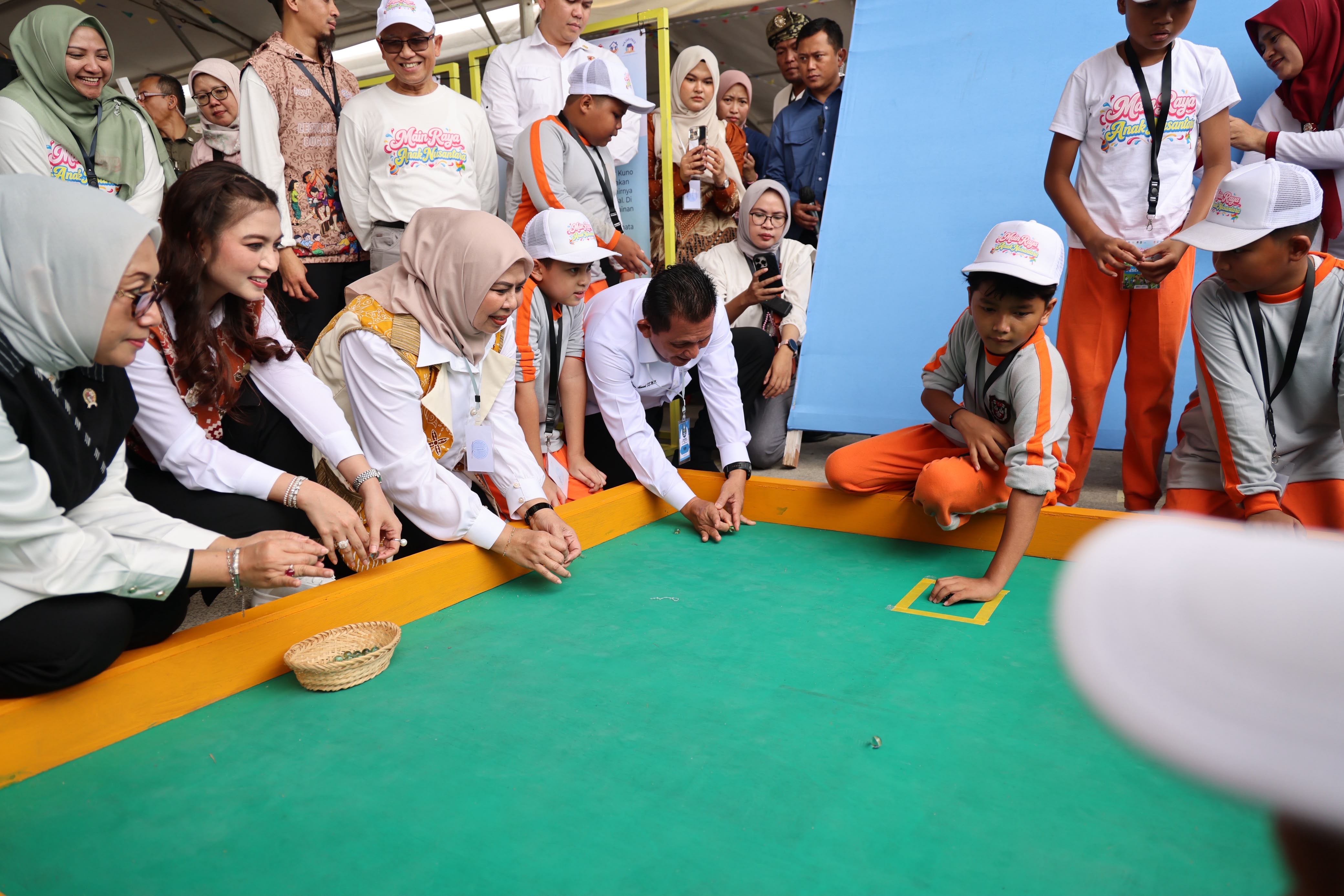 Selvi Gibran Bersama Seruni Kabinet Merah Putih Hadiri Puncak Hari Anak Nasional 2026 di Kepri