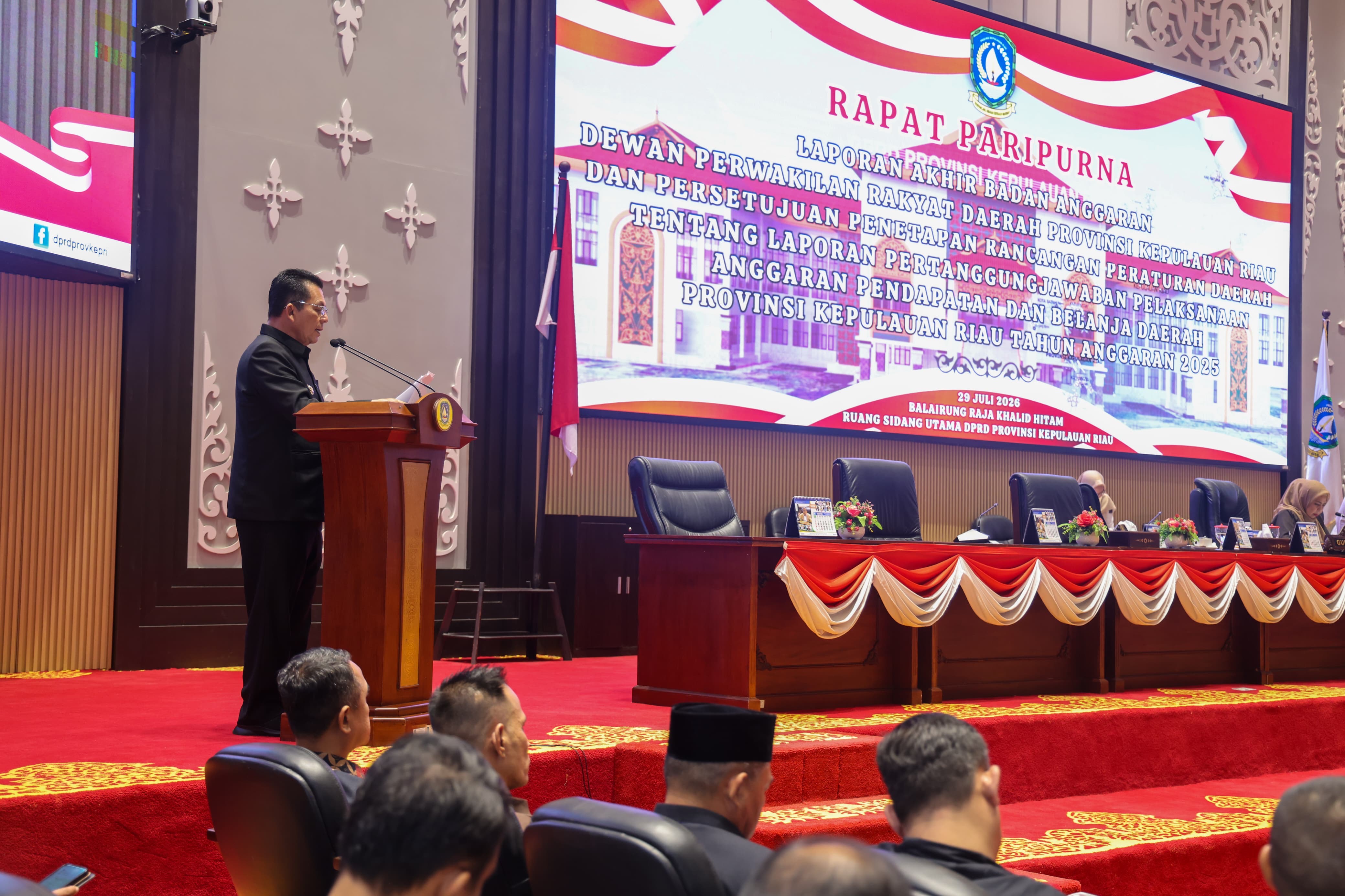 DPRD dan Pemprov Kepri Sepakati Ranperda Pertanggungjawaban APBD 2025 Jadi Perda