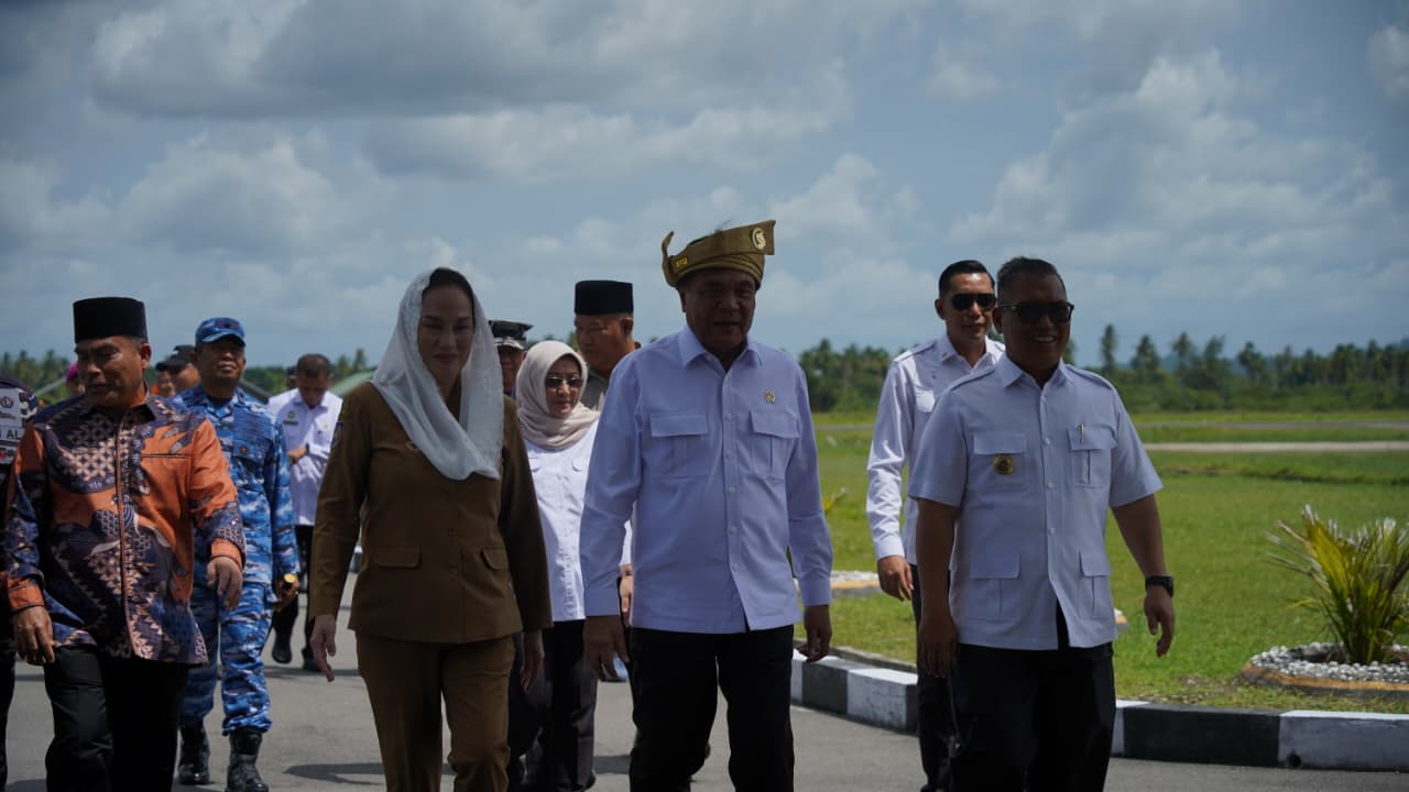 Wagub Nyanyang Sambut Kunjungan Kerja Menko Polkam di Natuna