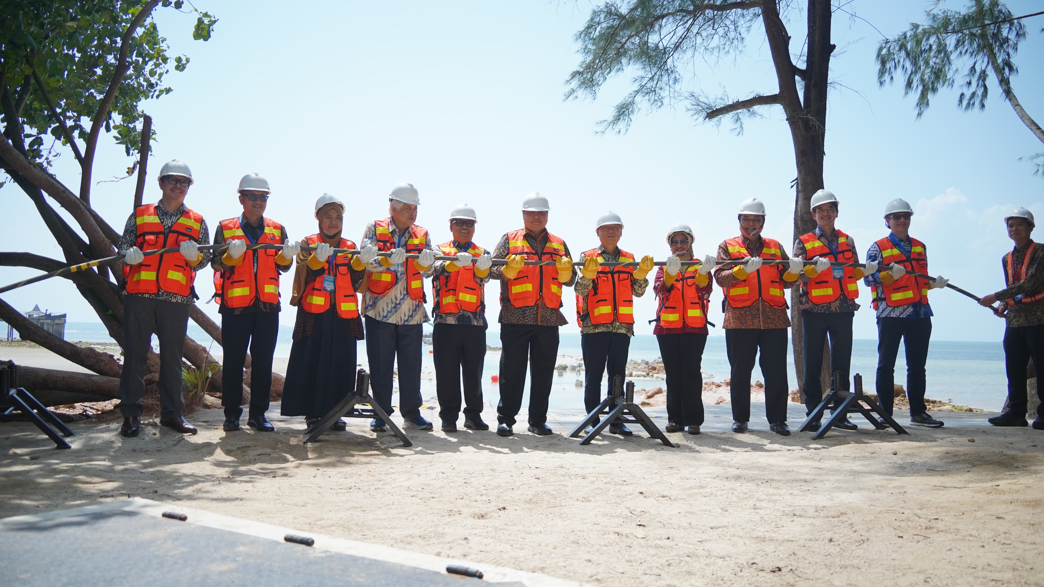Infrastruktur Kabel Bawah Laut NCC Terbentang dari Batam ke Singapura Dimulai, Wagub Nyanyang: Perkuat Kedaulatan Digital Indonesia