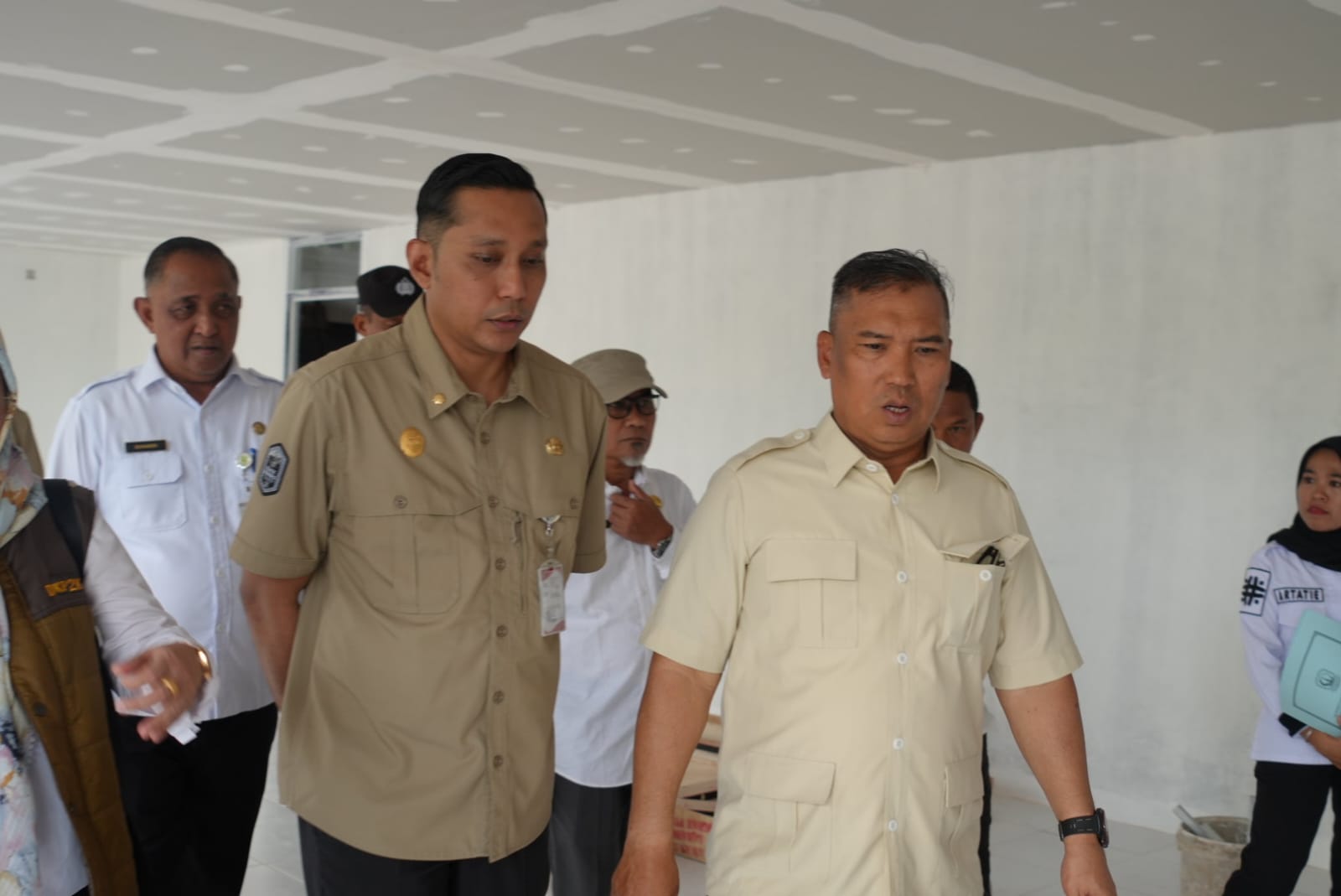 Wagub Nyanyang Tinjau Koperasi Desa Merah Putih di Natuna, Dorong Penguatan Ekonomi Desa