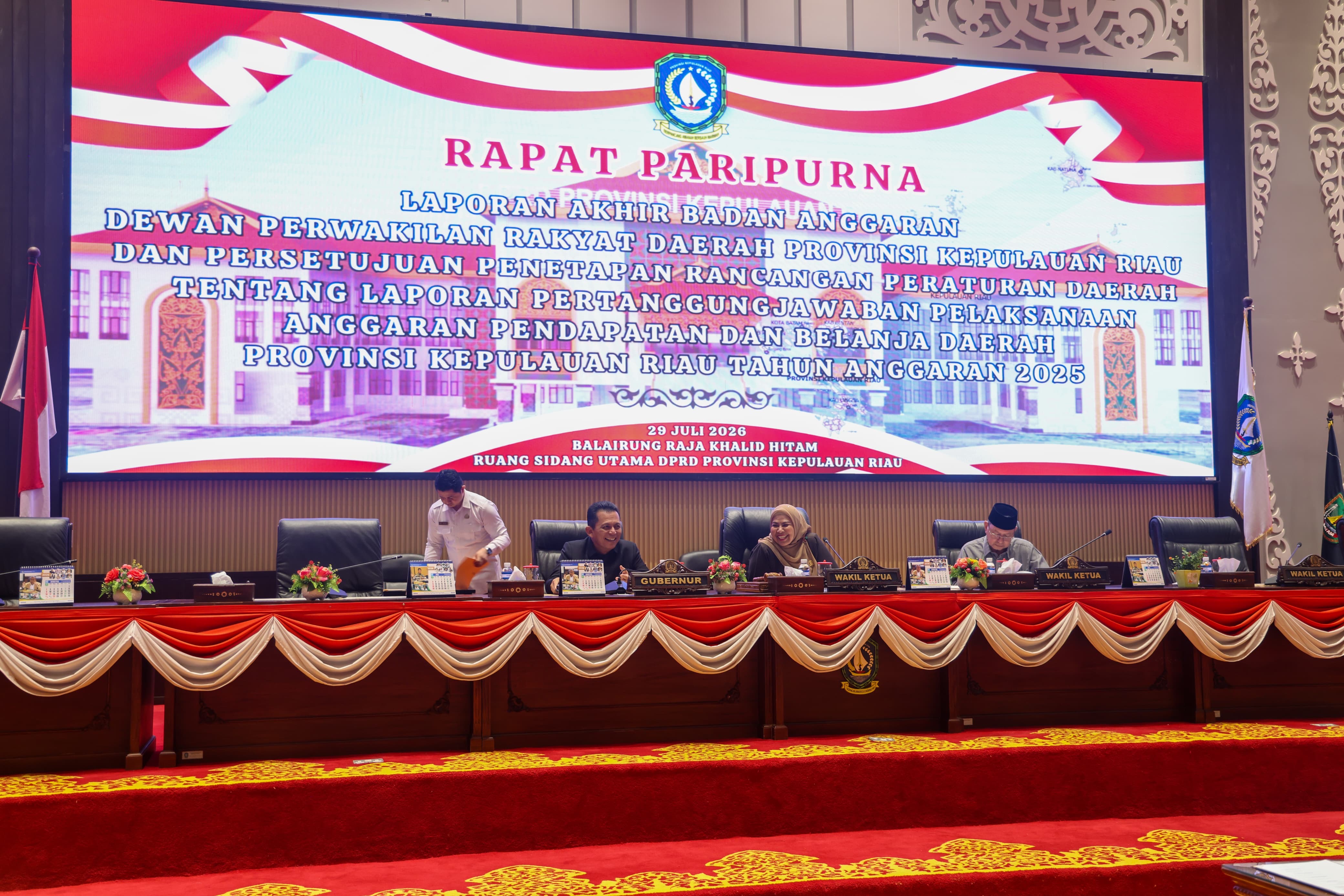 DPRD dan Pemprov Kepri Sepakati Ranperda Pertanggungjawaban APBD 2025 Jadi Perda