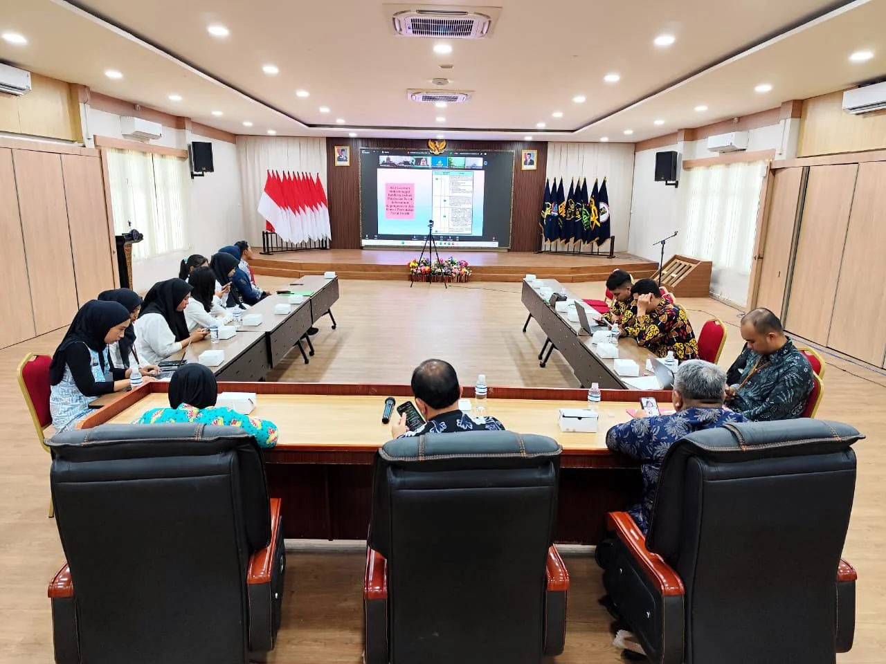 Badan Kesbangpol Kepri Rapat Koordinasi bersama Kanwil Hukum Tentang Tata Kelola Pendaftaran Partai Politik Baru