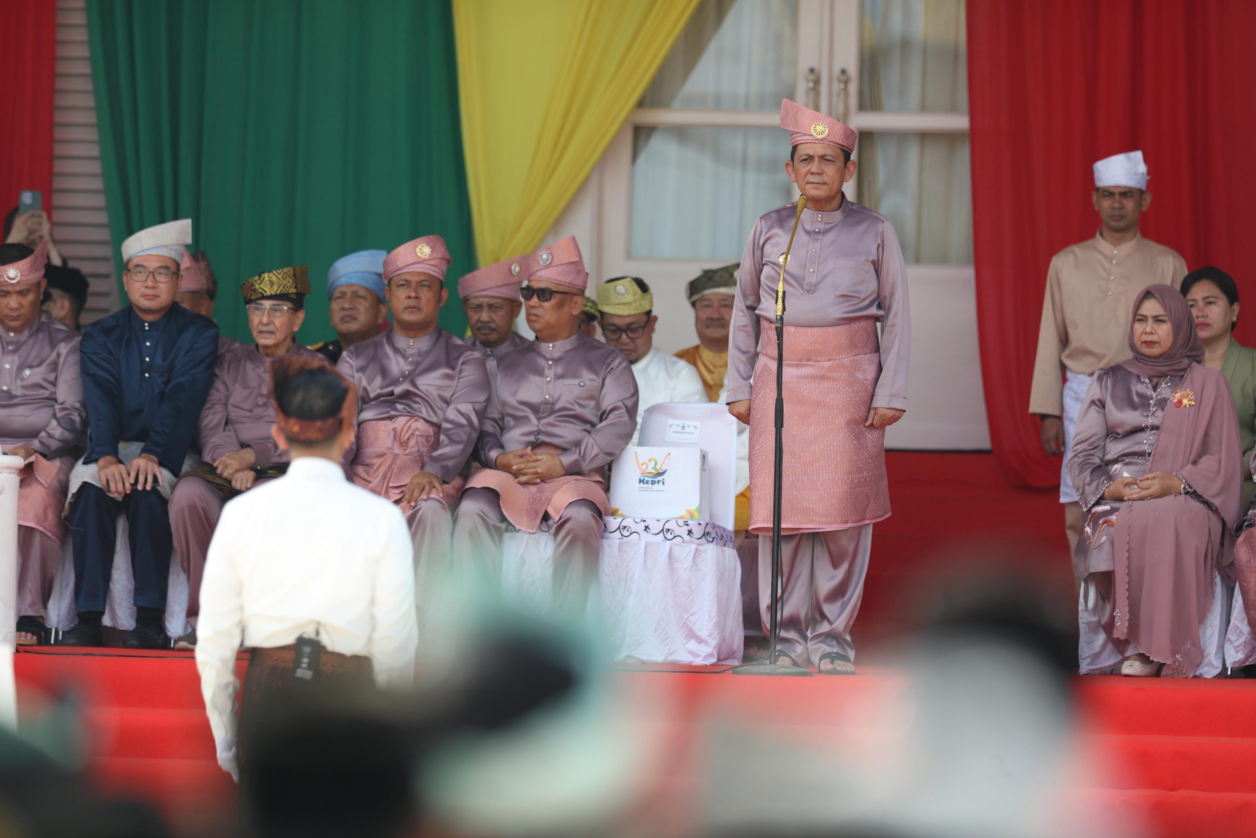 Sesban Kesbangpol Kepri sebagai Komandan Upacara Hari Jadi ke-23 Provinsi Kepri