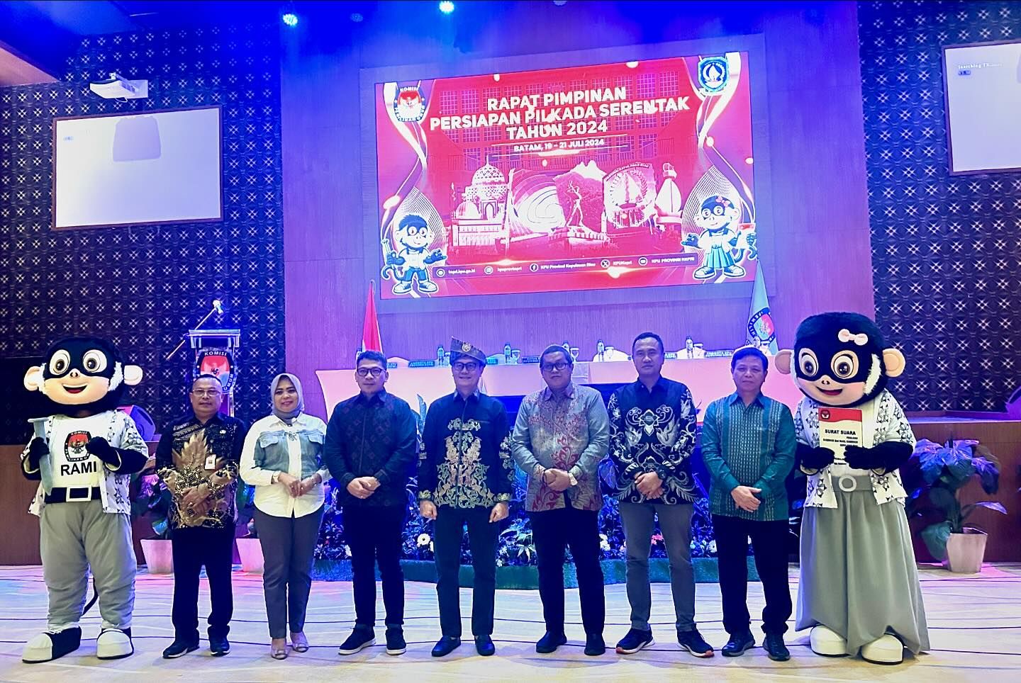 Bakesbangpol Kepri Hadiri Pembukaan Rapat Pimpinan KPU Se-Provinsi Kepulauan Riau Dalam Rangka Persiapan Pilkada Serentak Tahun 2024
