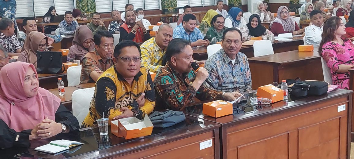 Kepala Badan Kesbangpol Kepri Hadiri Kegiatan Pelayanan Pendaftaran Ormas  Kemendagri