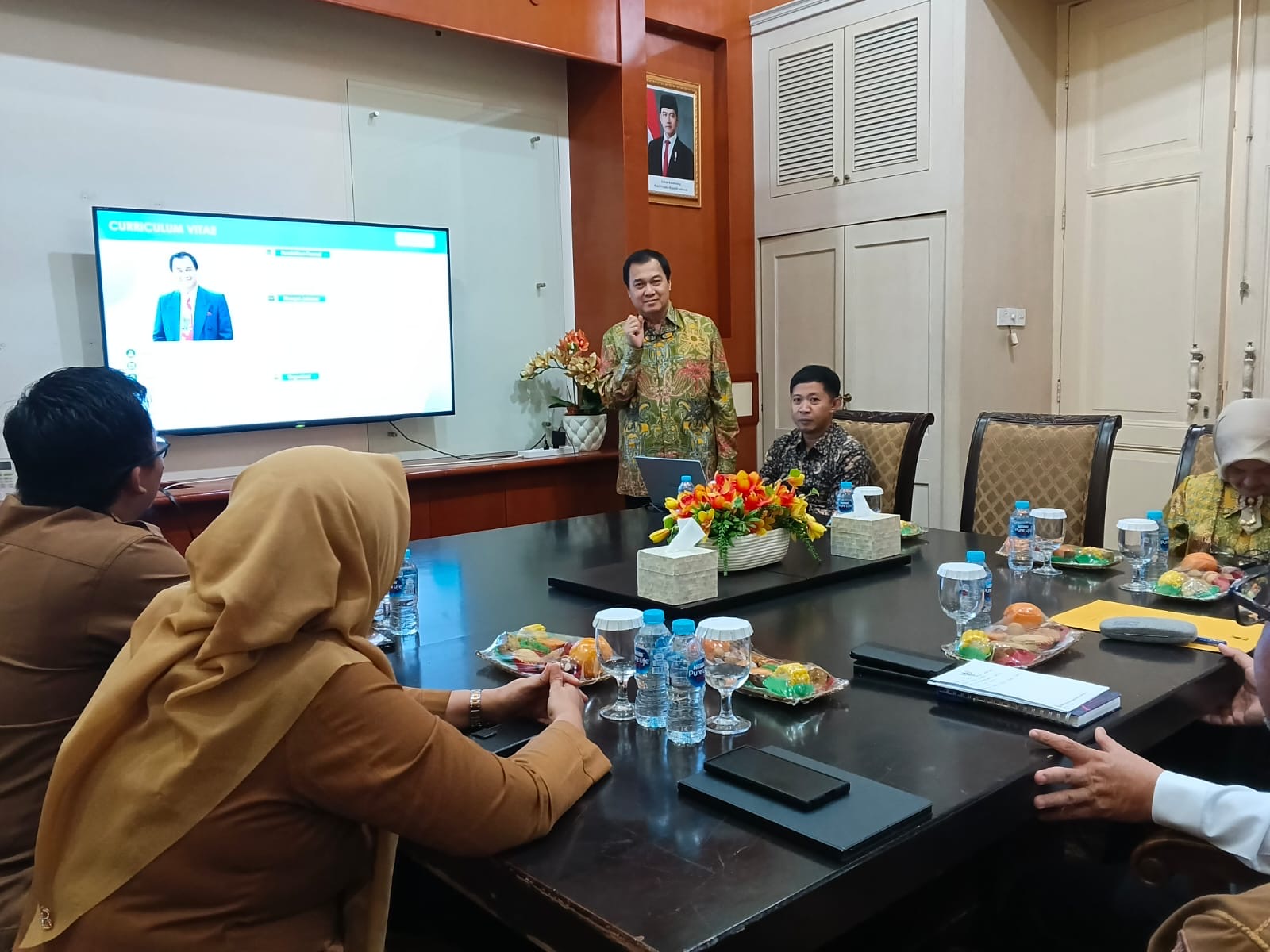 Gubernur Ansar Dorong Penyempurnaan Pola Tarif Layanan RSUD RAT Berbasis Biaya Riil dan Berkeadilan