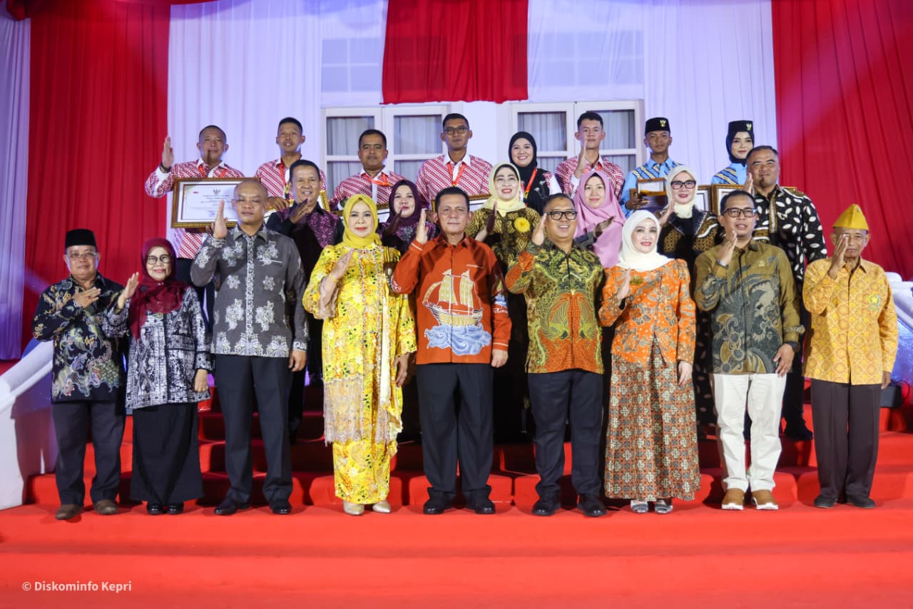 Malam Ramah Tamah HUT ke-81 RI di Kepri Berlangsung Meriah, Gubernur Ansar Tekankan Semangat Membangun Kepri
