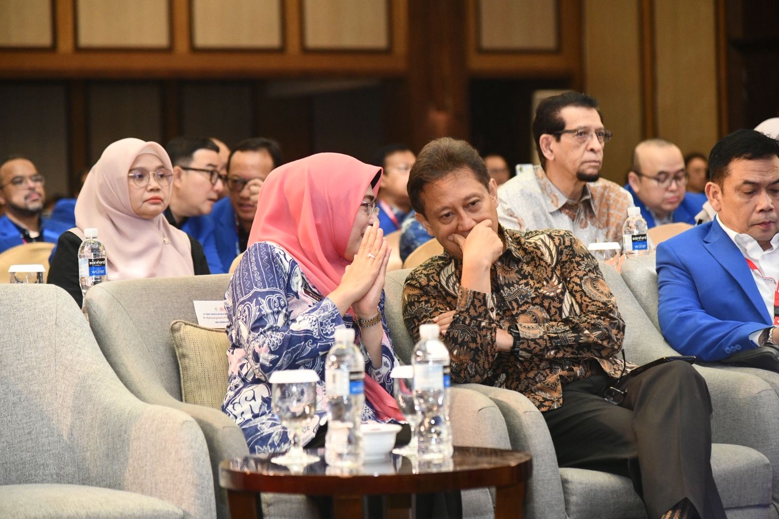 Dampingi Menkes, Sekdaprov Kepri Hadiri Pertemuan Ilmiah Tahunan ke-30 Ahli Bedah Saraf Indonesia