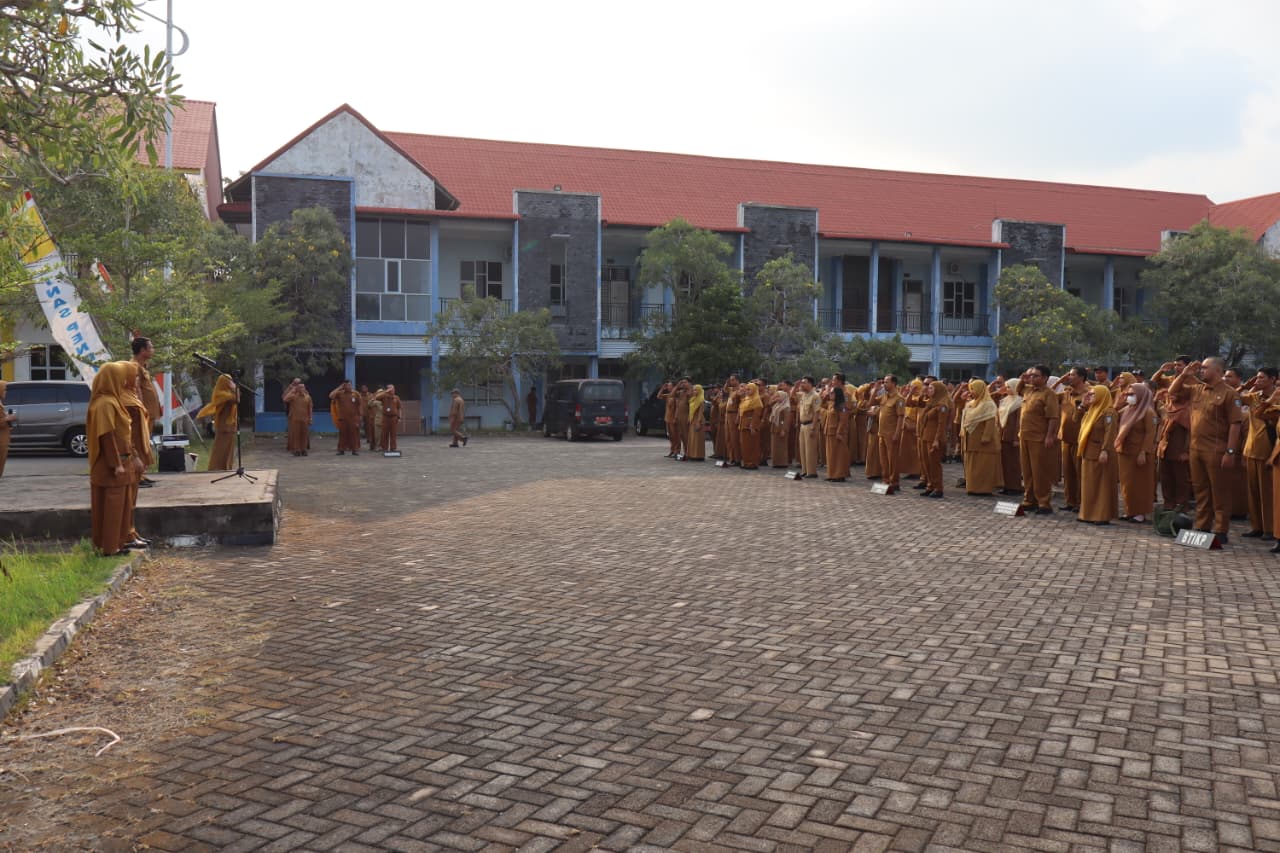 Apel Senin Disdik Kepri Tekankan Disiplin dan Percepatan Pelaksanaan Tugas