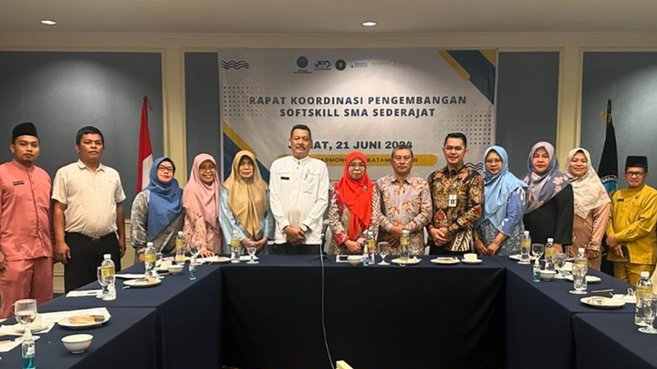 Pembukaan Pelaksanaan Forum Perangkat Daerah Provinsi Kepulauan Riau Tahun 2024 Oleh Sekretaris Daerah Provinsi Kepulauan Riau Bapak Adi Prihantara