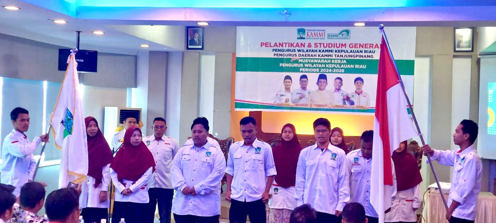 Wakili Gubernur Lantik Pengurus KAMMI Kepri, Dr.Darson Berharap KAMMI Turut berkontribusi dalam Pembangunan