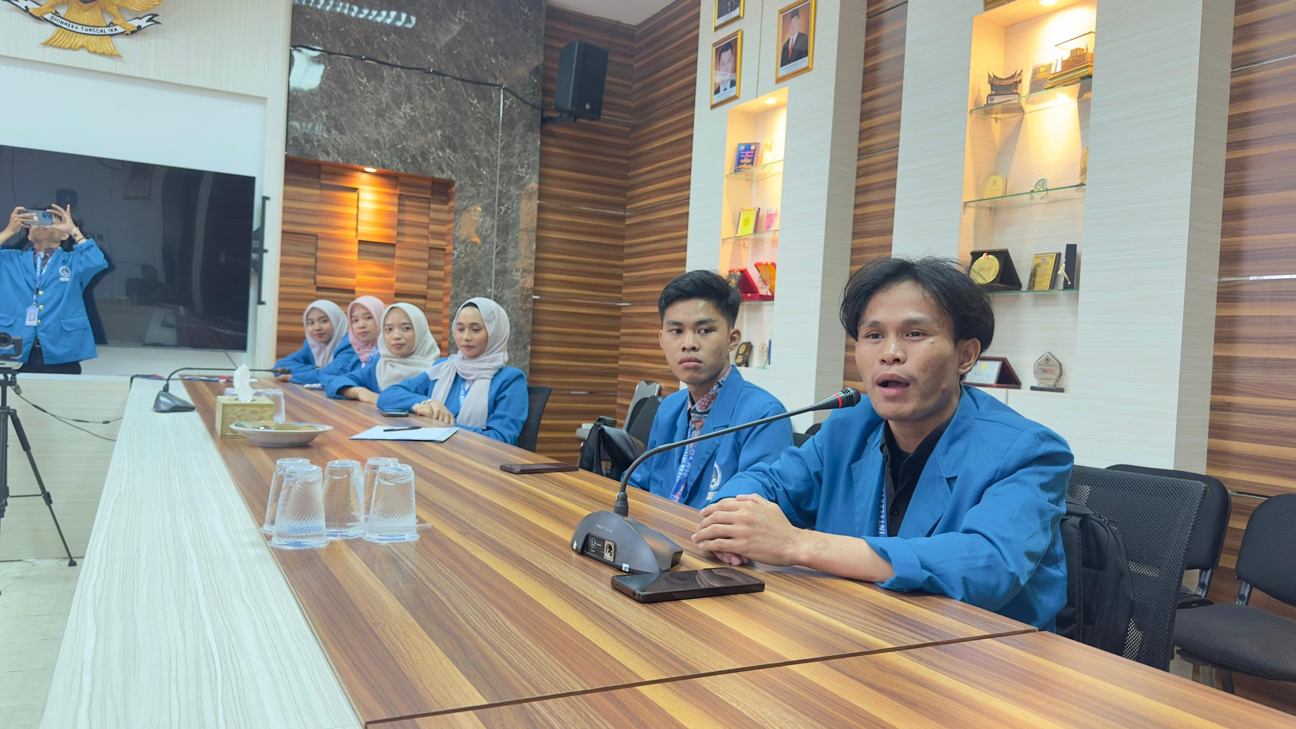Badan Kesbangpol Kepri Terima Kunjungan Audiensi BEM KM Universitas Maritim Raja Ali Haji (Umrah)
