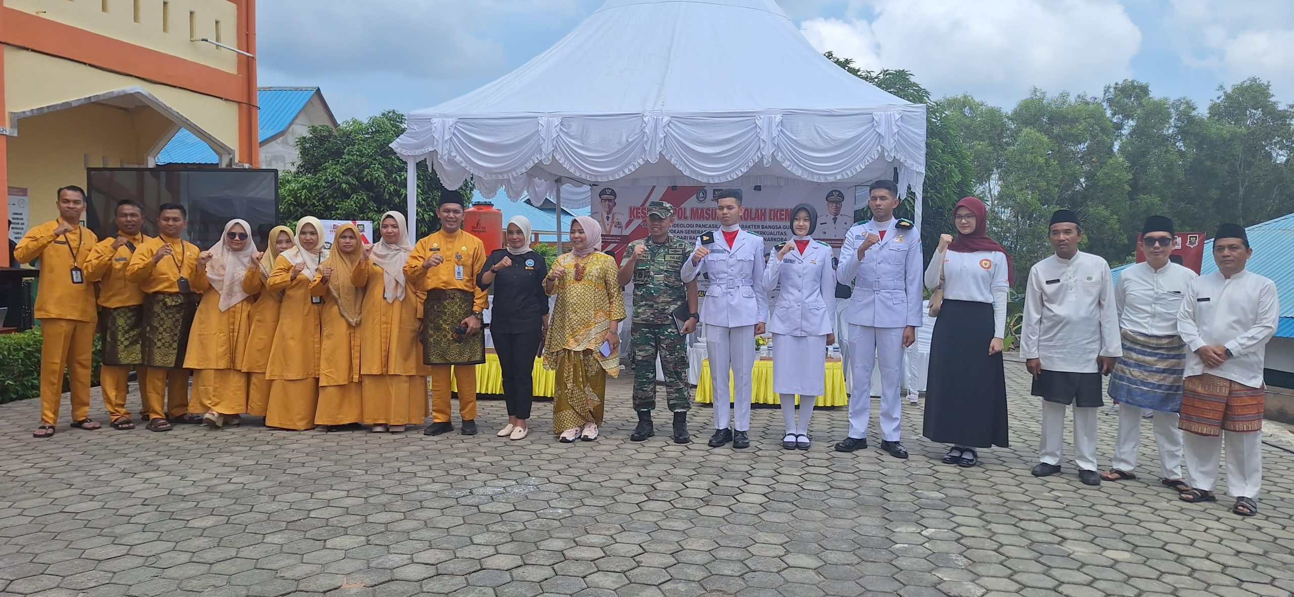 Kasiter Korem 033/WP Kolonel Inf. Joni Eko Prasetyo, S.I.P Mengisi Materi Penguatan Ideologi Pancasila dan Wawasan Kebangsaan