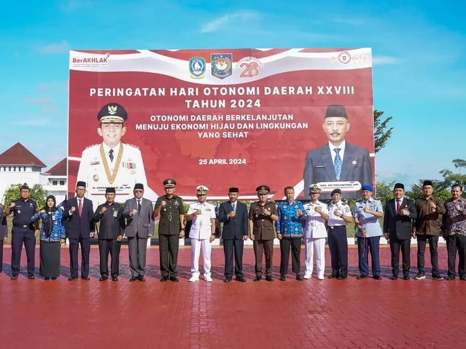 Kepala Bakesbangpol Kepri Mengharapkan Momen Peringatan Hari Otonomi Daerah Menjadi Momentum Pengukuhan Komitmen Pemda KEPRI Dalam Memajukan Daerah