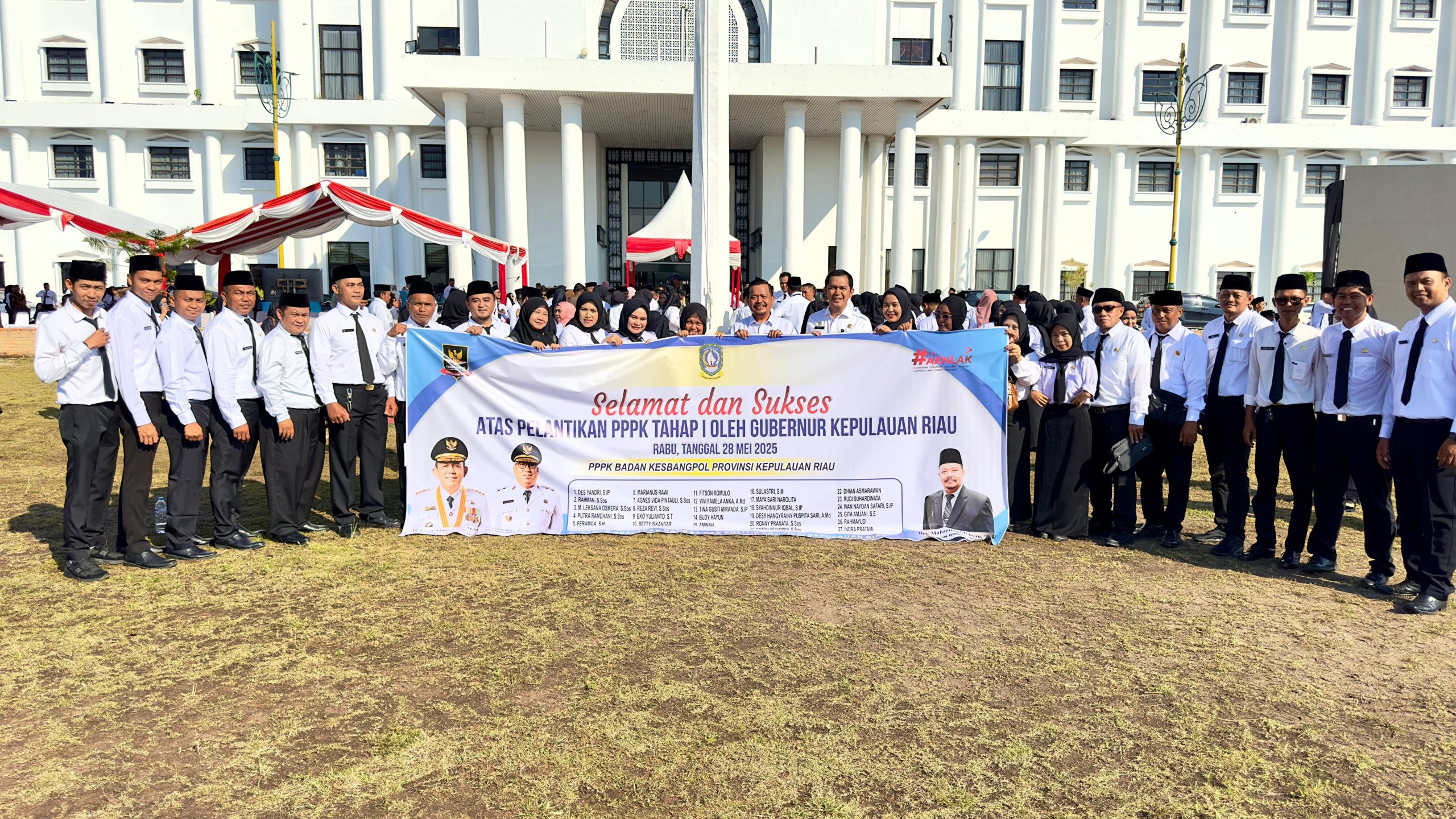 Sebanyak 27 PPPK Tahap I Bakesbangpol Provinsi Kepri Dilantik Gubernur Kepulauan Riau Bapak H.Ansar Ahmad,SE, MM