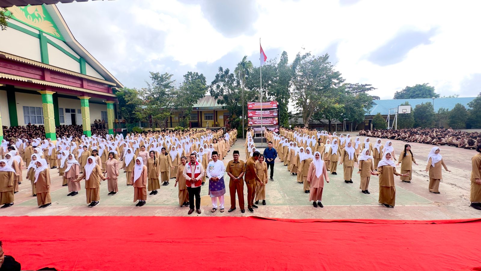 Gubernur Kepri Apresiasi Badan Kesbangpol Kepri atas Program Kesbangpol Masuk Sekolah (KEMAS) yang dilaksanakan Secara Konsisten