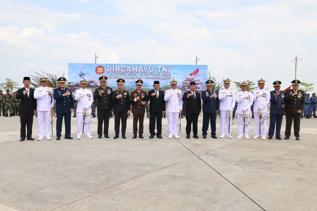 Gubernur dan Wagub Kepri Hadiri Upacara HUT TNI ke 80 Tingkat Provinsi Kepri