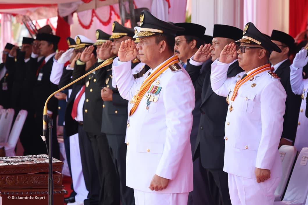 Pimpin Upacara HUT ke-81 RI di Kepri, Gubenur Ansar Tekankan Peran Kepri sebagai Perisai Kedaulatan Maritim Indonesia