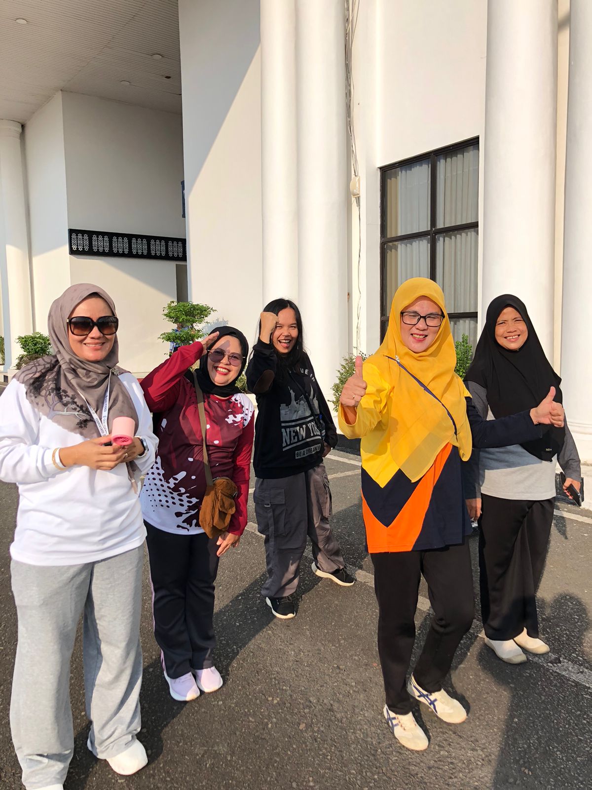 Kegiatan olahraga rutin pada Biro Pemerintahan dan Otonomi Daerah Setda prov Kepri setiap hari Kamis