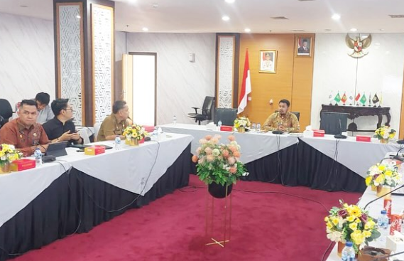 Rapat Evaluasi Program dan Kegiatan Triwulan 4 TA. 2024 &amp; Rencana Pelaksanaan Program TA. 2025
