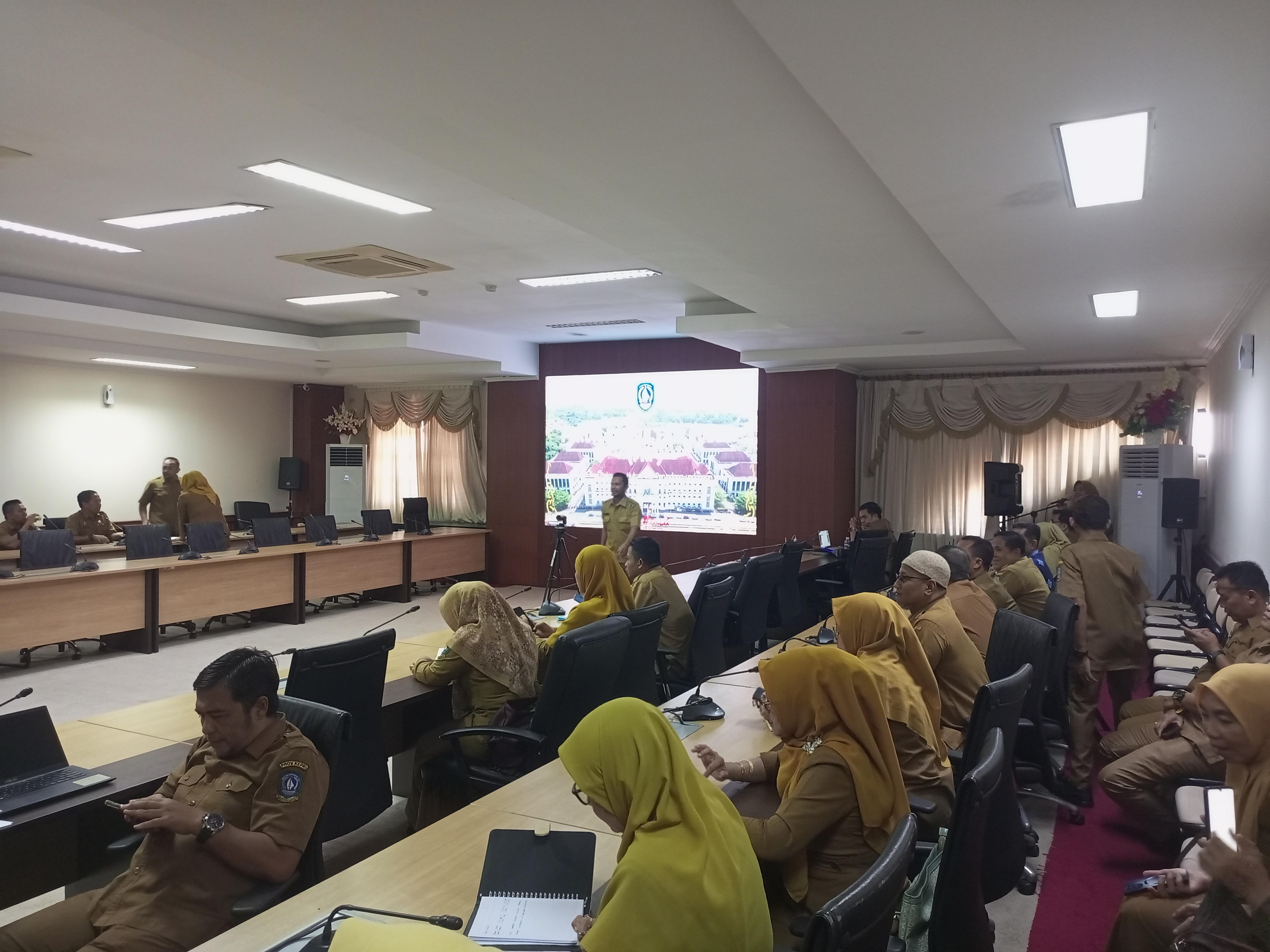 FORUM KONSULTASI PUBLIK (FKP) BIRO HUKUM SEKRETARIAT DAERAH PROVINSI KEPULAUAN RIAU TAHUN 2026 Tema “Mewujudkan Pelayanan Hukum dan Perundang-undangan yang Partisipatif, Cepat dan Akuntabel”