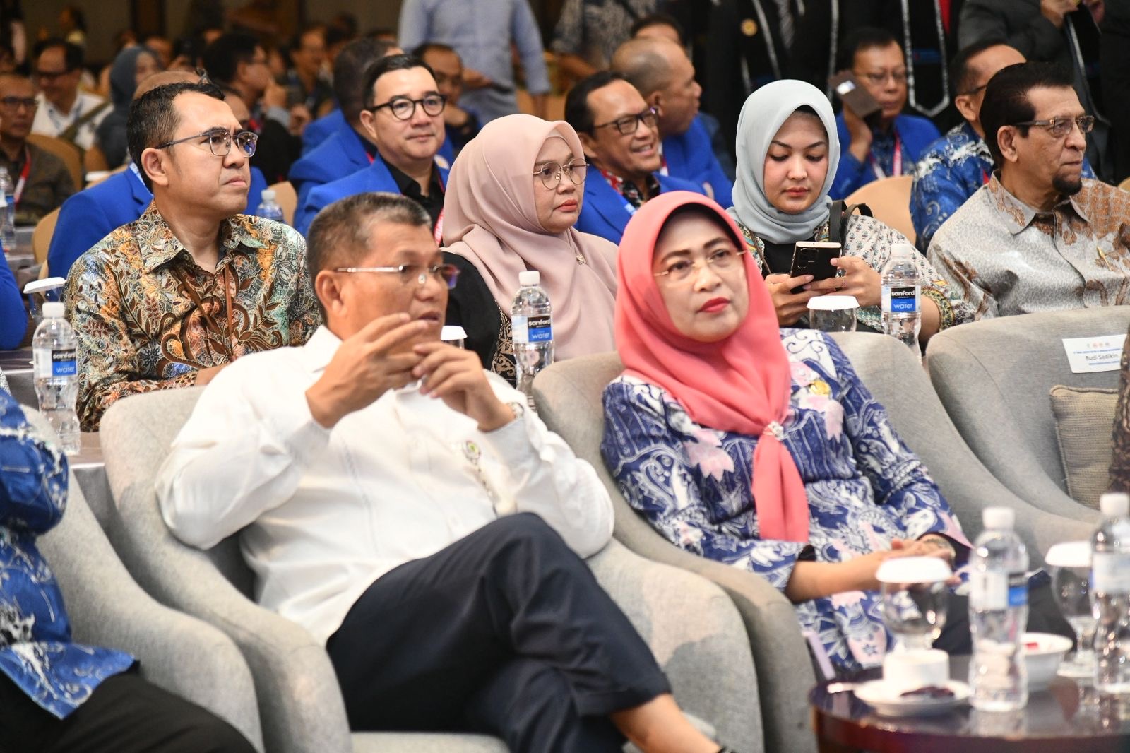 Dampingi Menteri Kesehatan RI, Sekdaprov Kepri Hadiri Pertemuan Ilmiah Tahunan ke- 30 Ahli Bedah Saraf Indonesia