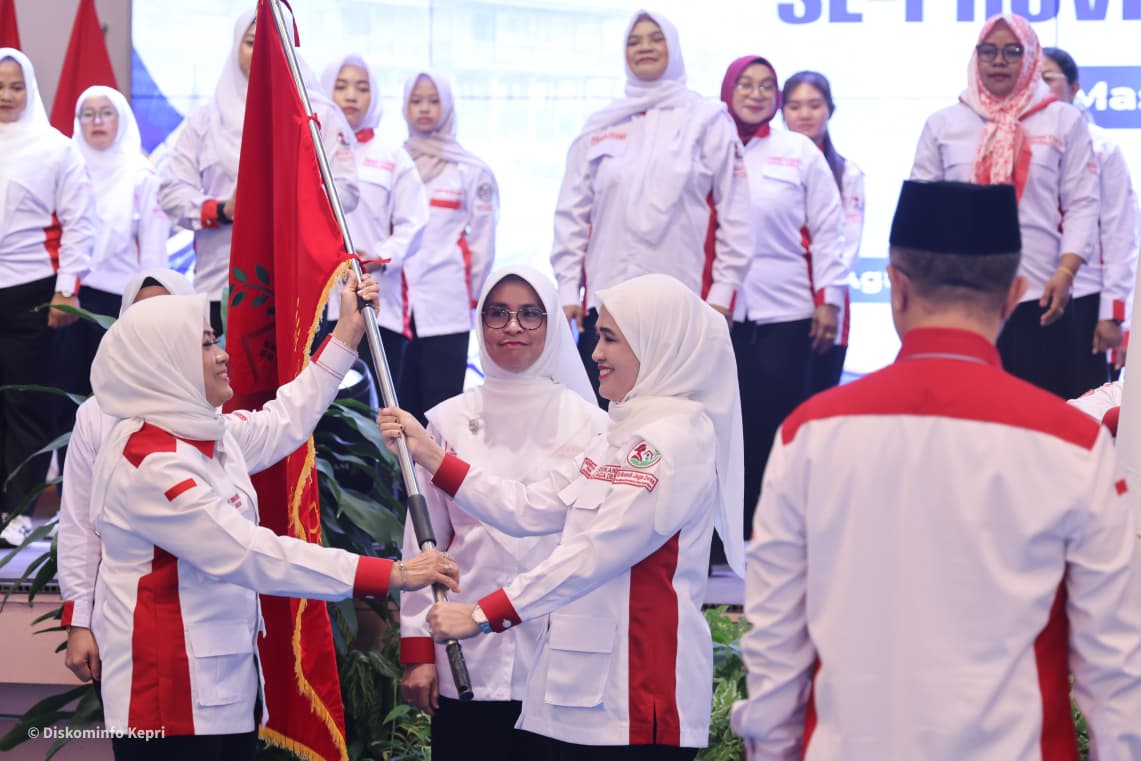 ABPEDNAS dan Srikandi Jaga Desa Dikukuhkan di Kepri, Gubernur Ansar Tekankan Peran Strategis Desa