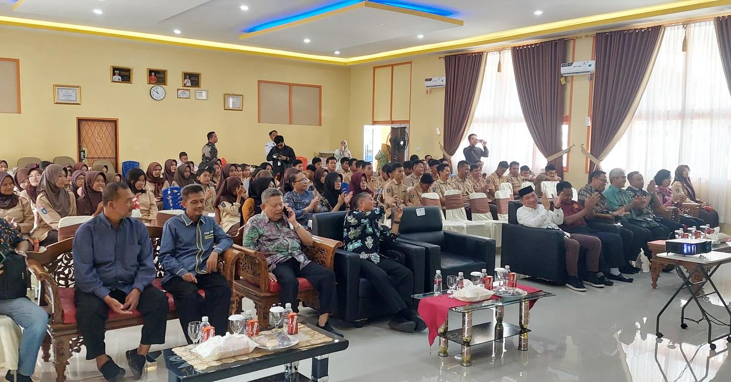 Badan Kesbangpol Provinsi Kepulauan Riau Gelar Pendidikan Politik &amp; Sosialisasi Penyelenggaraan Pilkada Tahun 2024