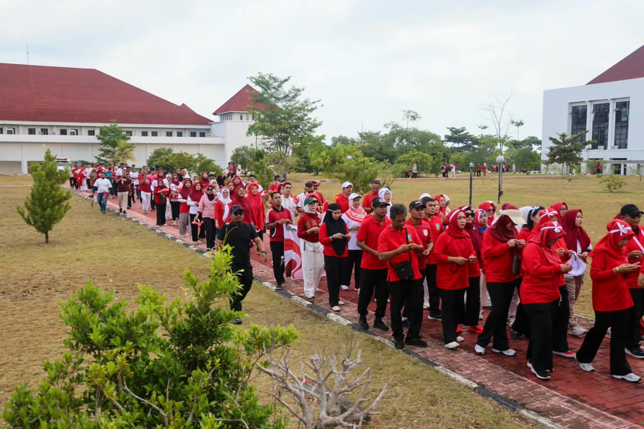Semarak Lomba 17 Agustus di Lingkungan Setda Kepri Meriah, Diawali Jalan Santai