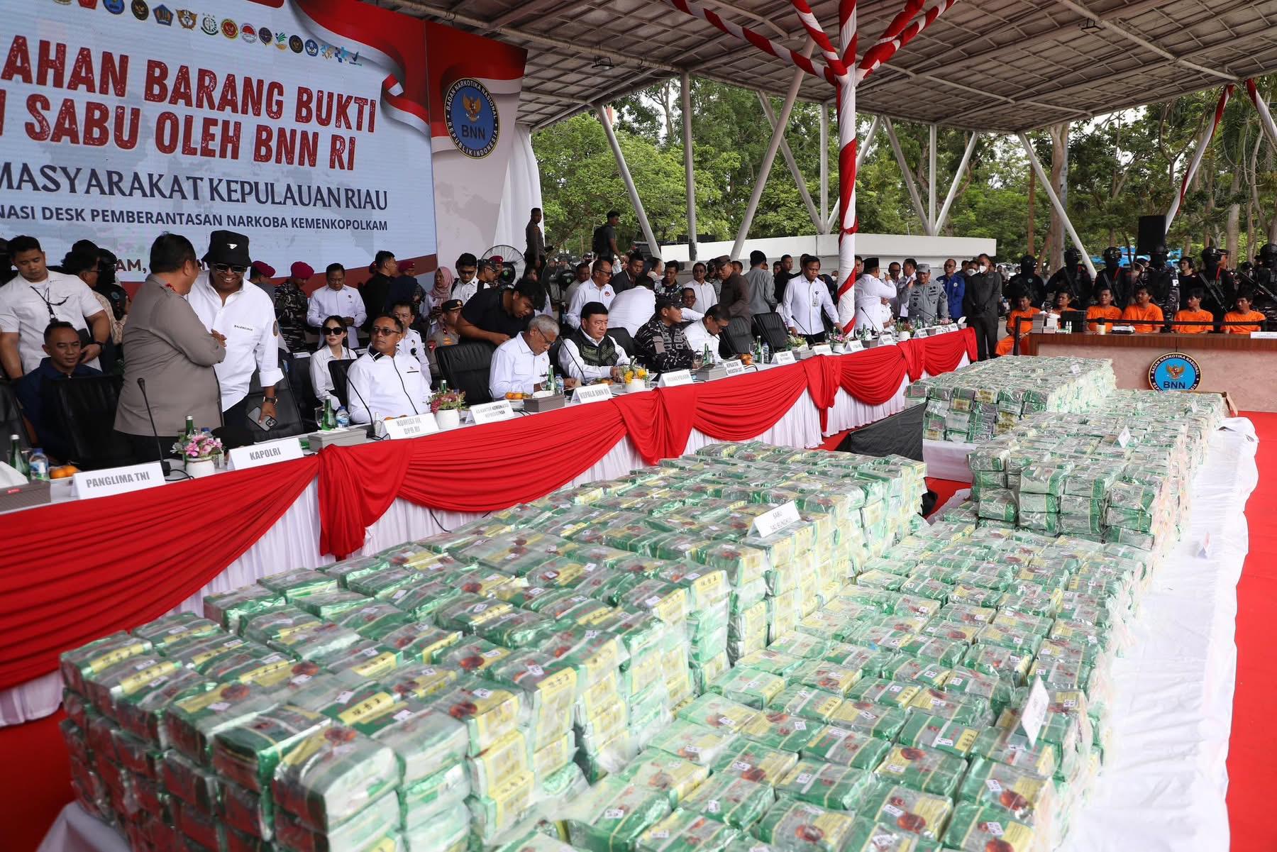Pemusnahan 2 Ton Sabu di Batam, Wagub Kepri Apresiasi Kerja Keras Aparat Penegak Hukum