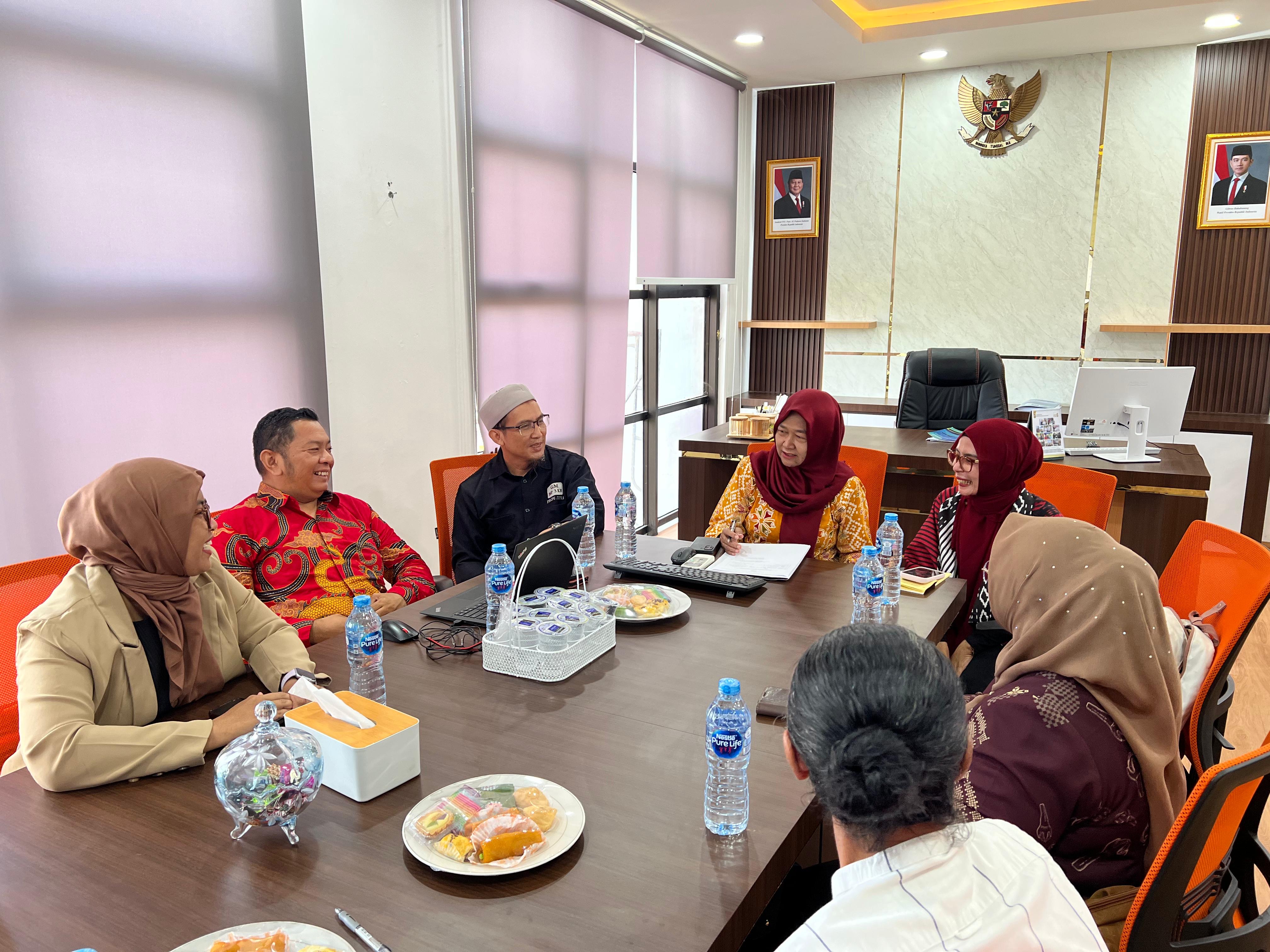 43 Karya Logo Adu Kreativitas, Tim Juri Pilih 5 Besar Sayembara Logo HUT ke-24 Kepri
