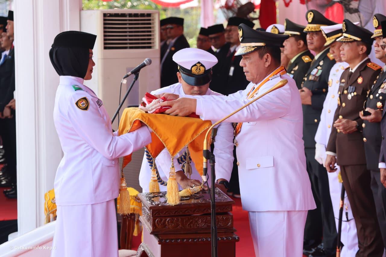 Pimpin Upacara HUT ke-81 RI di Kepri, Gubenur Ansar Tekankan Peran Kepri sebagai Perisai Kedaulatan Maritim Indonesia
