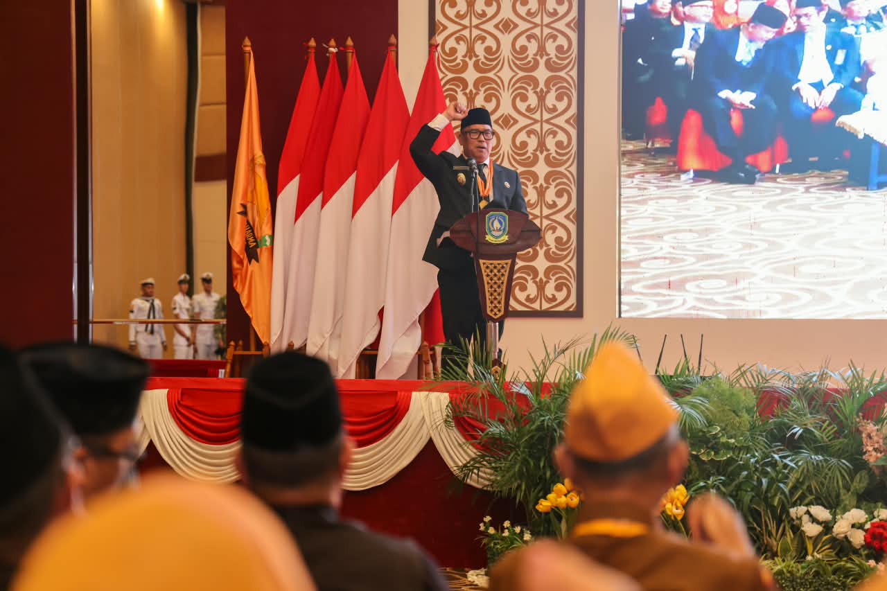 Wagub Nyanyang Terima Anugerah Bintang Veteran pada Peringatan Hari Veteran Nasional 2026