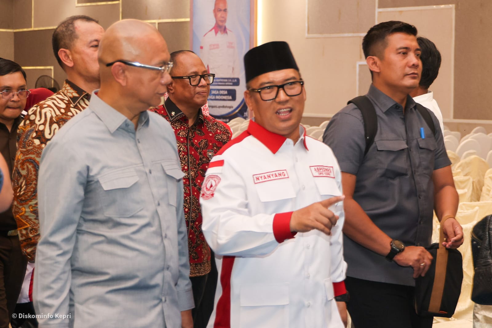 ABPEDNAS dan Srikandi Jaga Desa Dikukuhkan di Kepri, Gubernur Ansar Tekankan Peran Strategis Desa