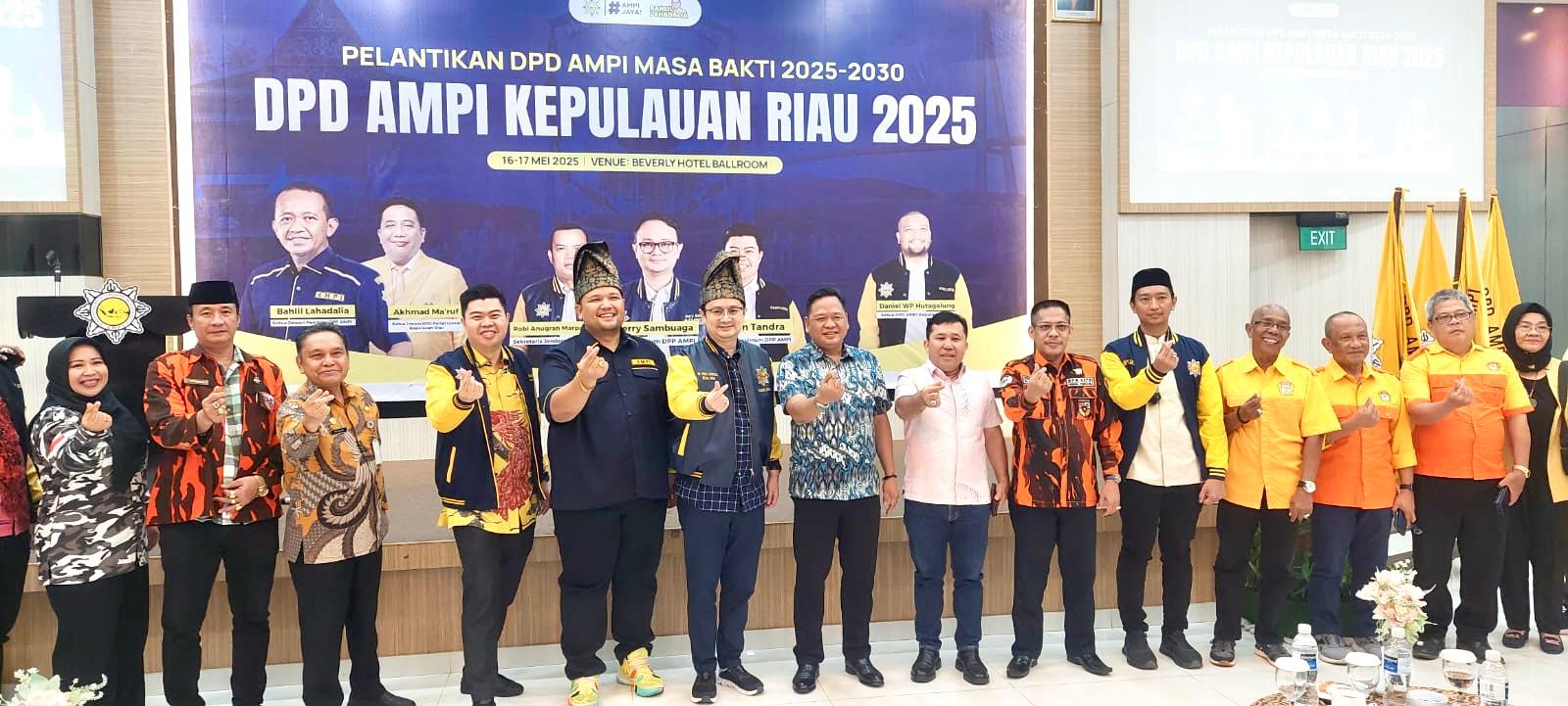 Kepala Badan Kesabangpol Kepri Mewakili Gubernur Hadiri Pelantikan DPD AMPI Provinsi Kepri