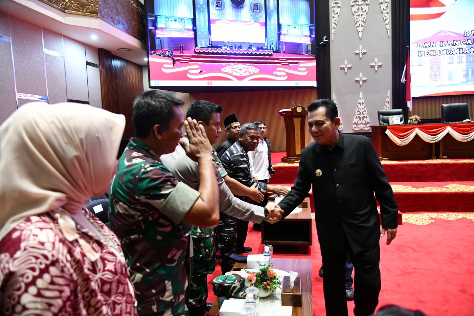 Gubernur Ansar Sampaikan Rancangan Perubahan KUA PPAS 2026 pada Paripurna DPRD Kepri