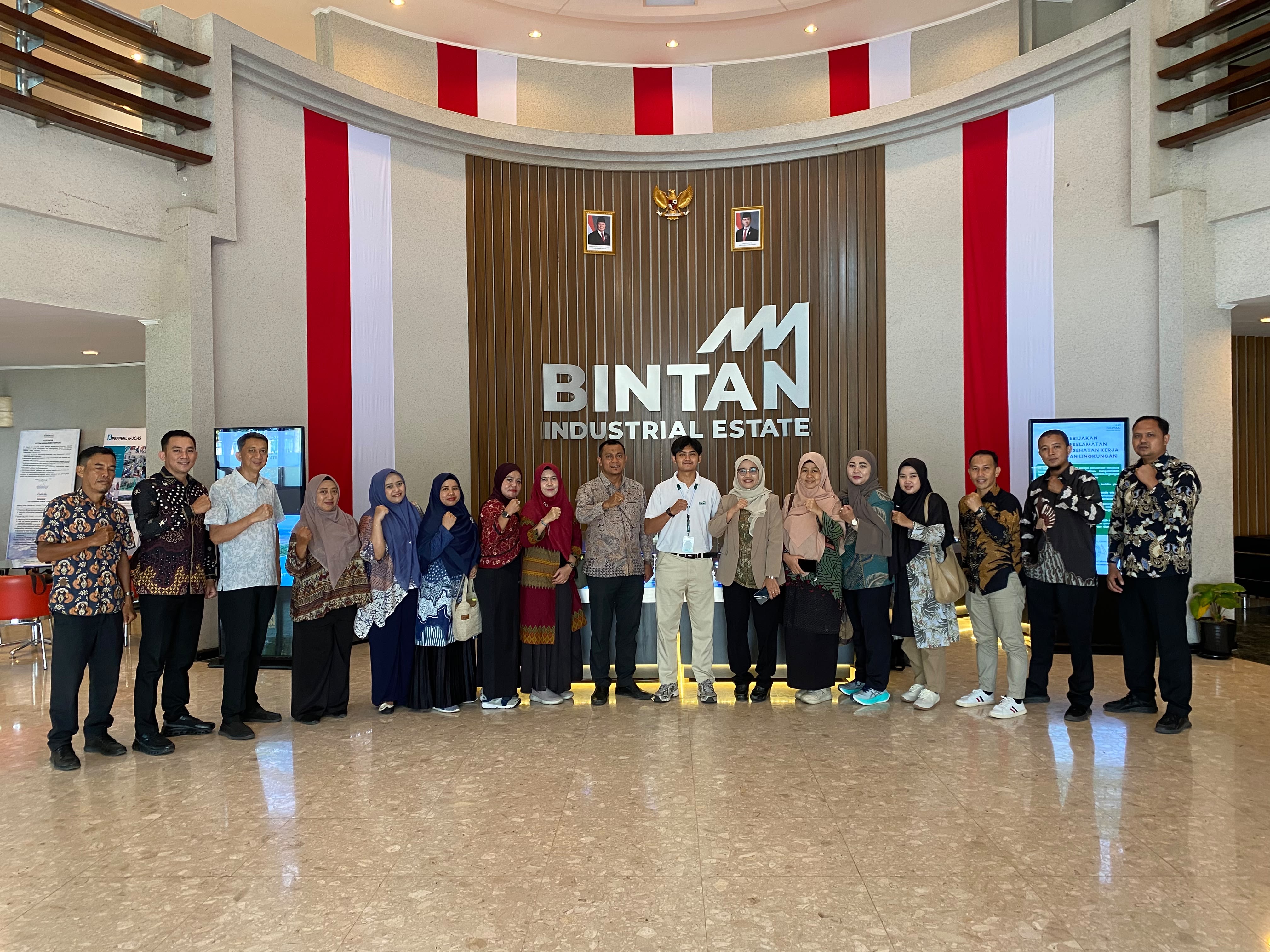 Koordinasi Pelaporan data Sistem Informasi Industri Nasional (SIINas) melalui penerapan inovasi SINANTAS (SIINas Tuntas TepatWaktu)