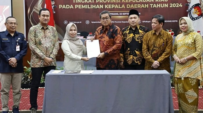 Rapat Pleno Terbuka Rekapitulasi Daftar Pemilih Tetap (DPT) Tingkat Provinsi Kepulauan Riau