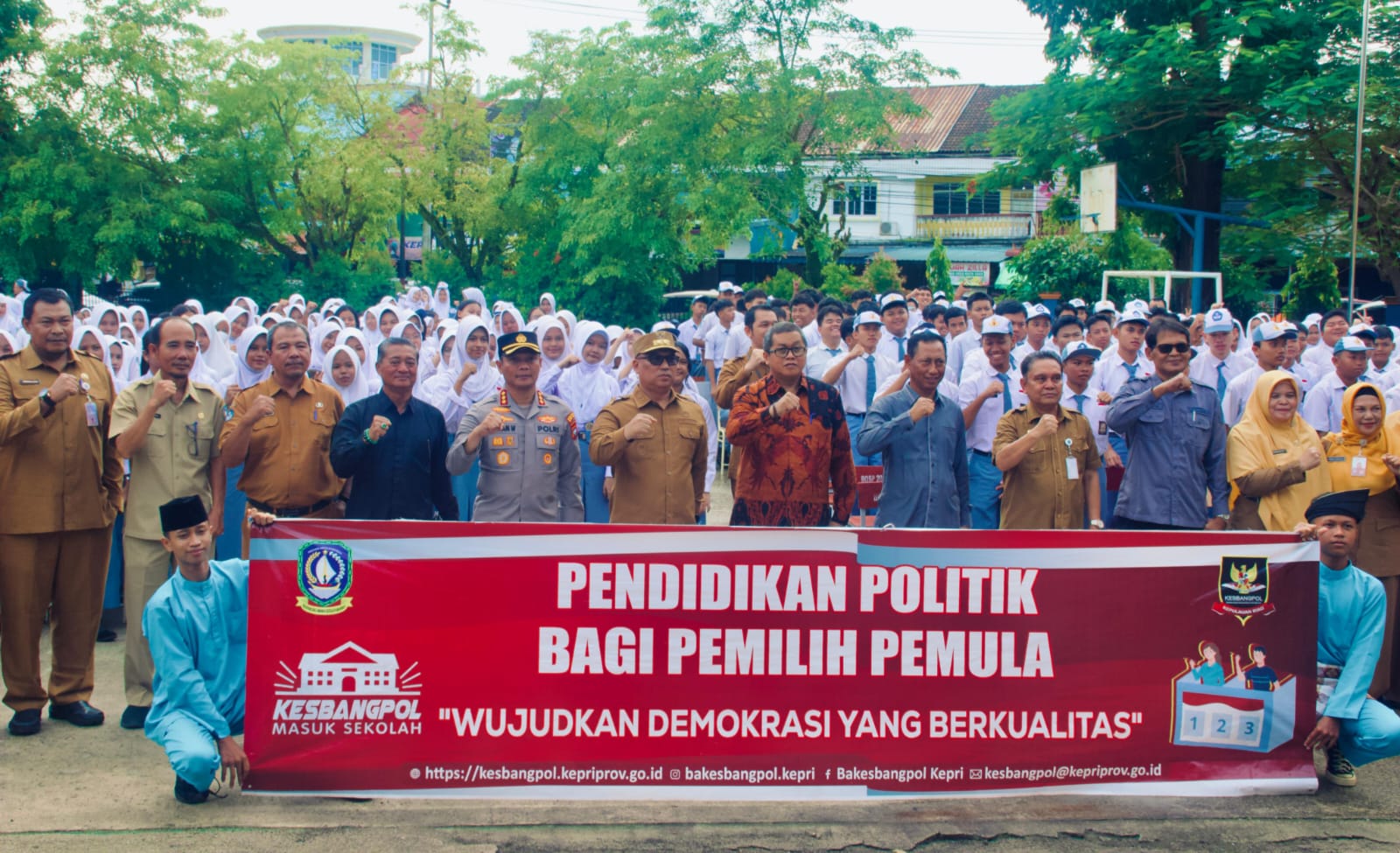 Bakesbangpol Kepri Sosialisasikan Pendidikan Politik Bagi Pemilih Pemula kepada Pelajar di SMAN 4 Tanjungpinang