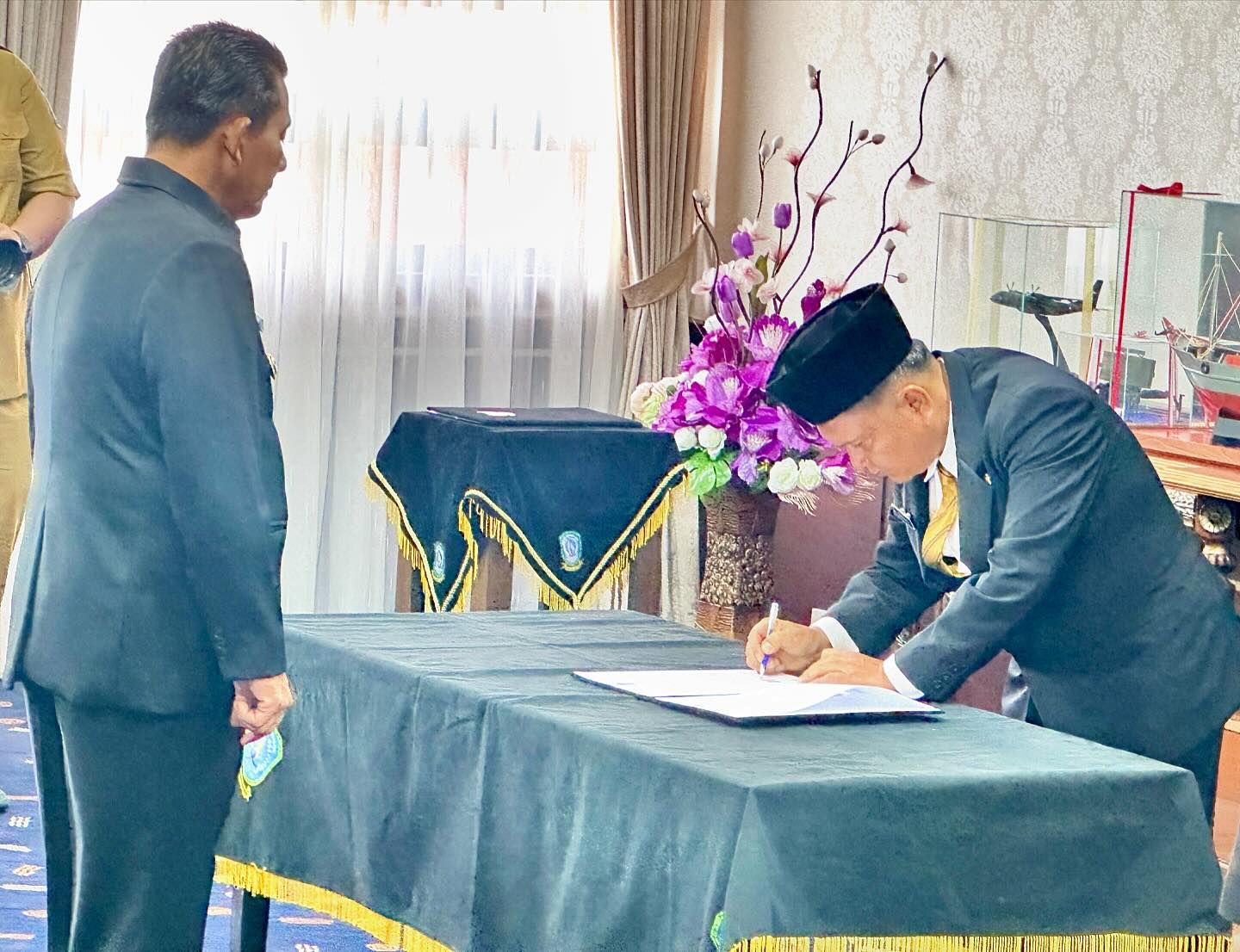 Selamat Dan Sukses Atas Pelantikan Kepala Badan Kesatuan Bangsa Dan Politik Provinsi Kepulauan Riau Bapak Dr. Darson, S.Pd, M.Si Oleh Gubernur Provinsi Kepulauan Riau