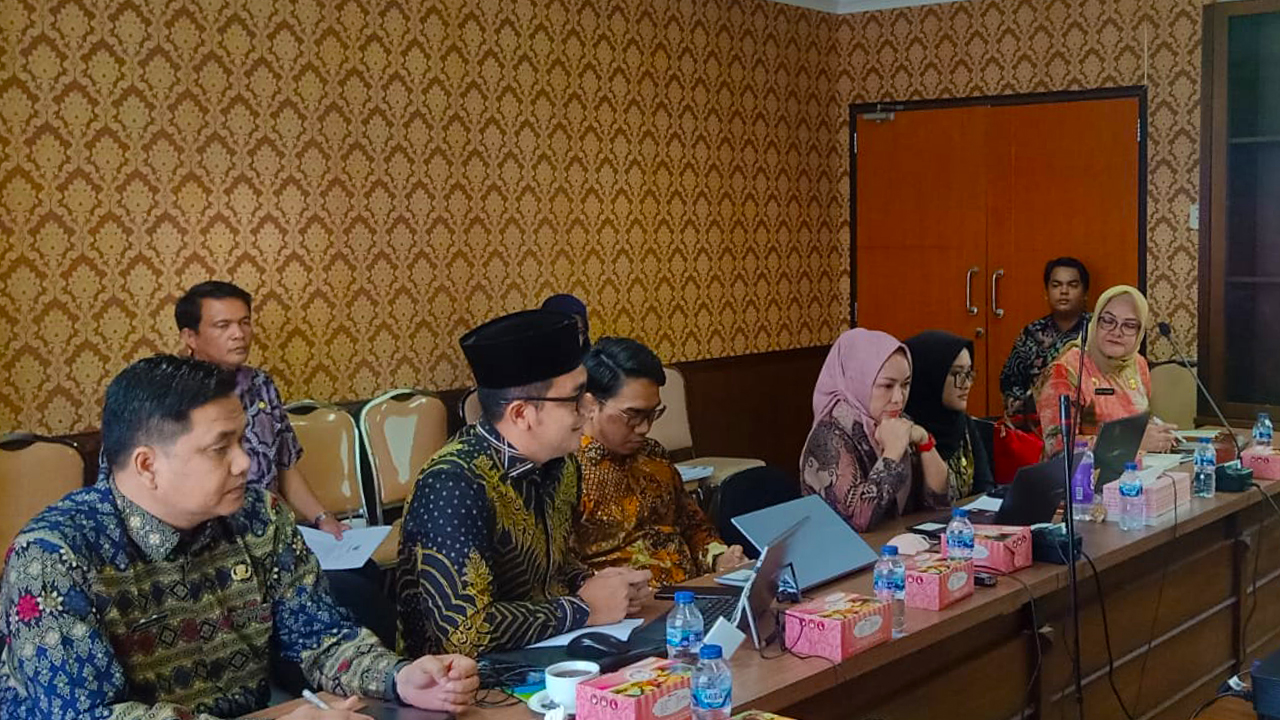 Bakesbangpol Kepri Gelar Rapat Koordinasi Bersama Bapemperda DPRD terkait Monitoring Kesiapan Pembahasan Ranperda Fasilitasi P4GNPN
